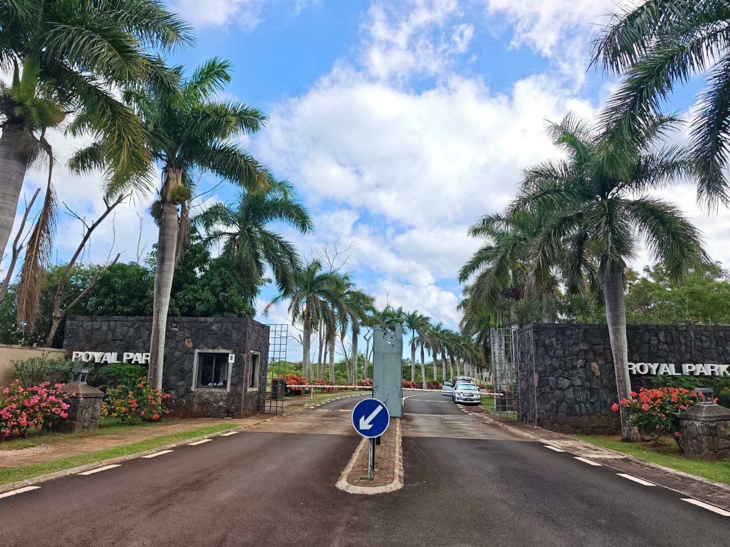 Residential land of 1297 m2 for sale in Balaclava, north, Mauritius – LexpressProperty.com | 807465 | Ref01