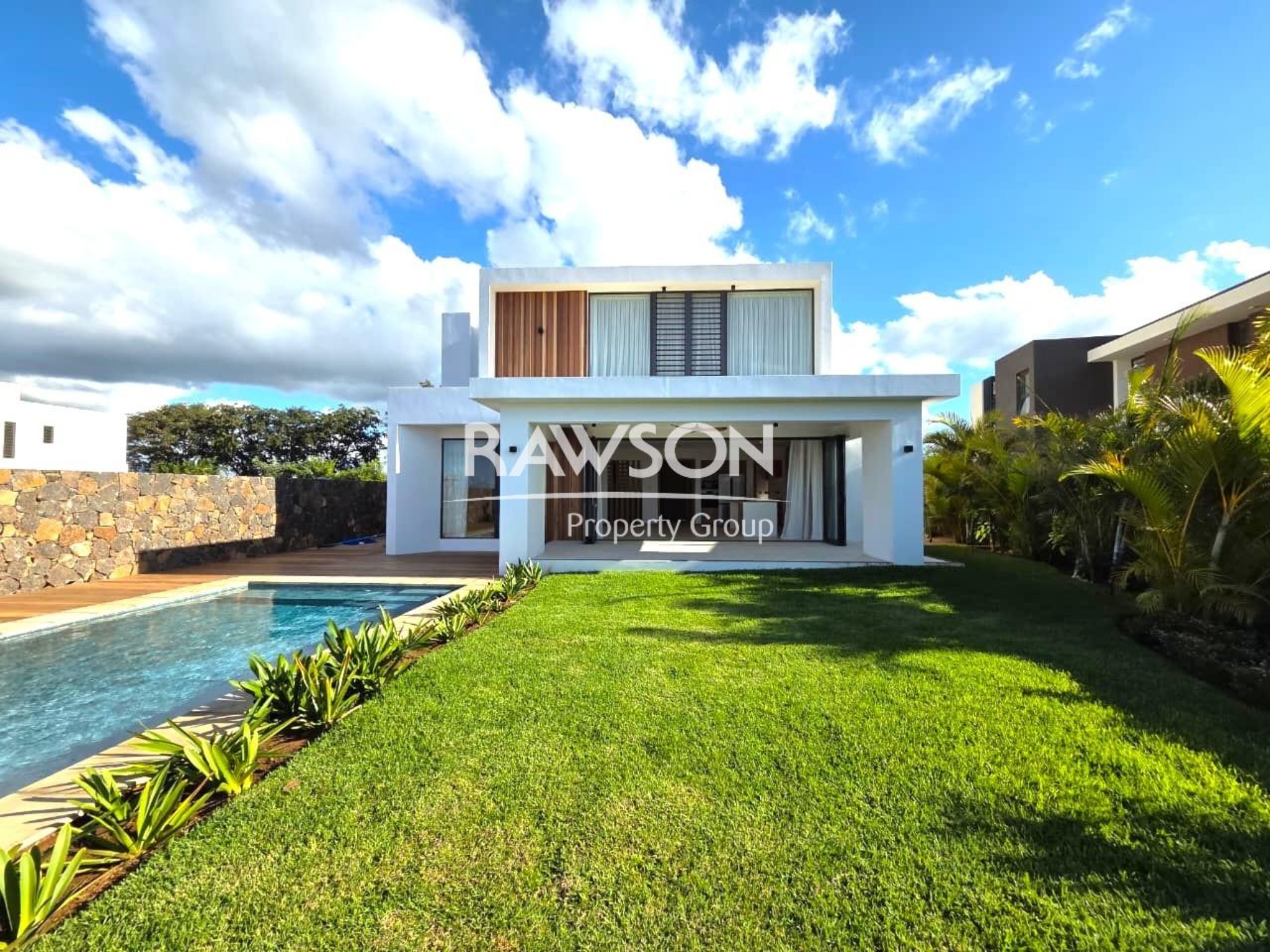 Maison / Villa 4 Chambre(s) en vente à Haute Rive, nord, île Maurice – LexpressProperty.com | 807373 | Ref01