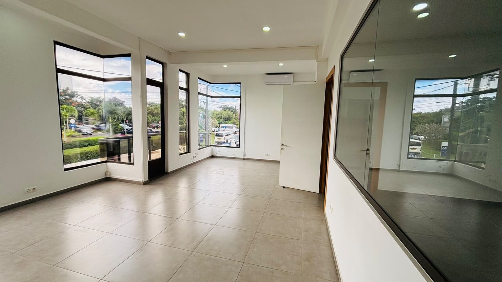 Bien – LexpressProperty.com | 807963 | Ref01