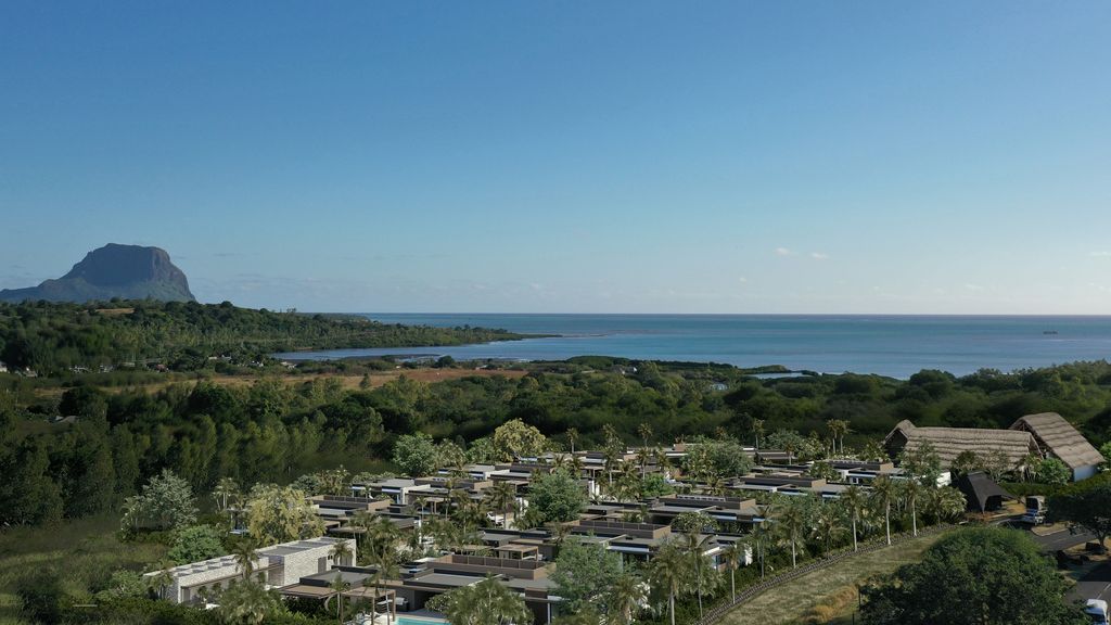 House / Villa of 4 bedrooms for sale in Petite Rivière Noire, west, Mauritius – LexpressProperty.com | 801396 | Ref01