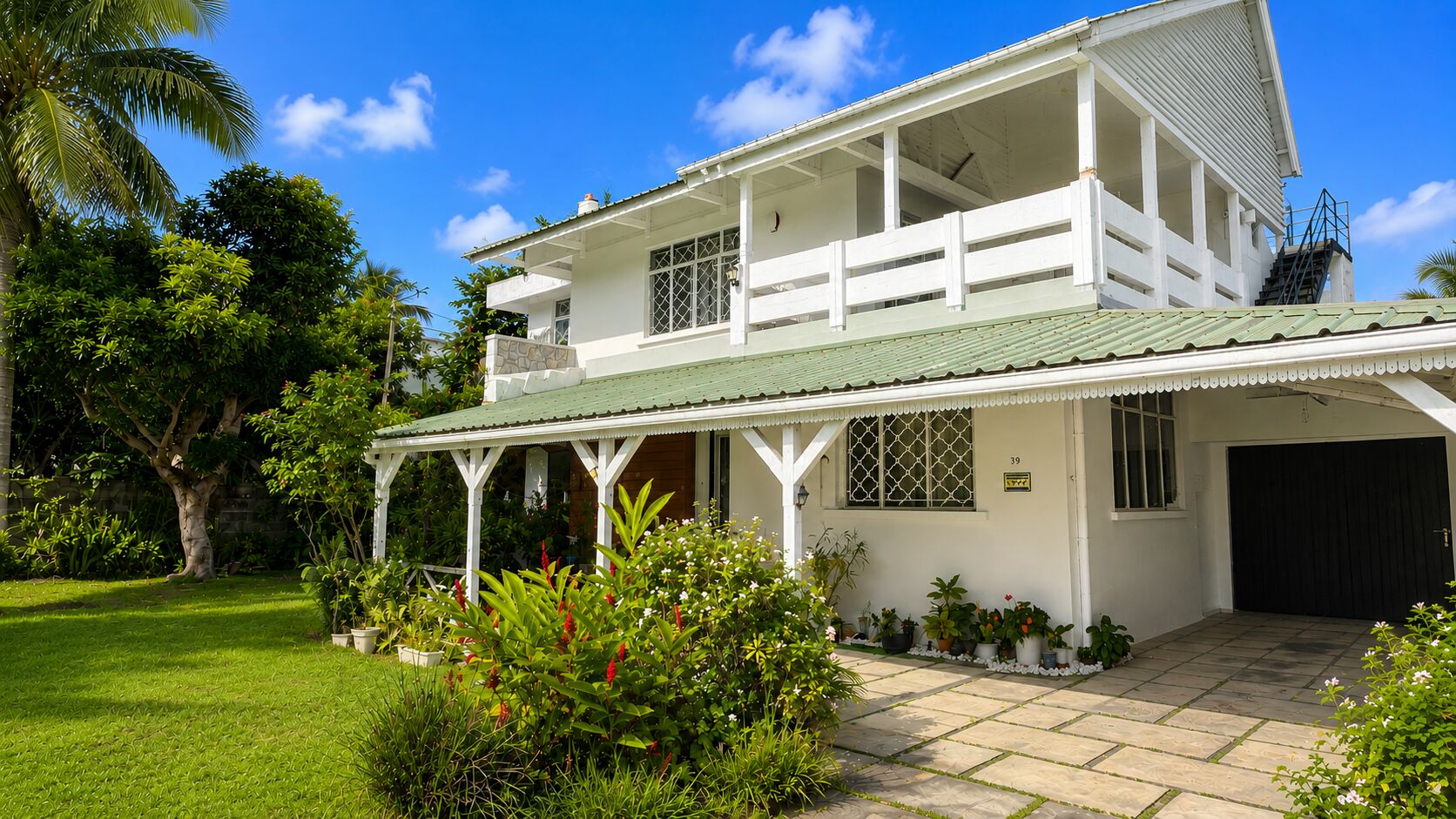 House / Villa of 5 bedrooms for sale in Sodnac, center, Mauritius – LexpressProperty.com | 801381 | Ref01