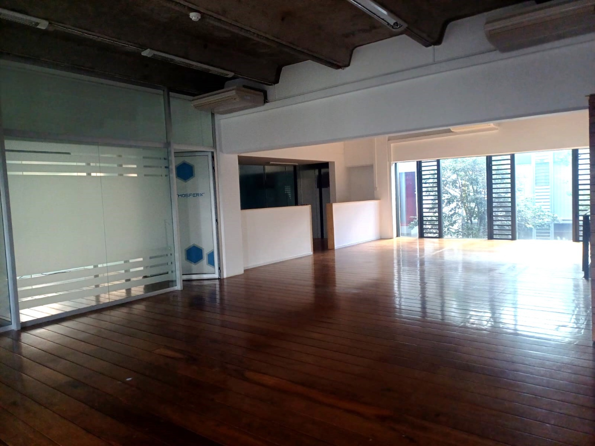 Office for rent in Phoenix, center, Mauritius – LexpressProperty.com | 809449 | Ref01