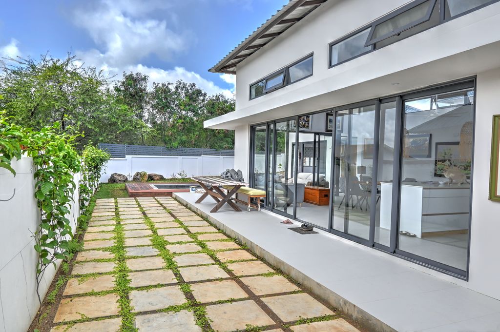 House / Villa of 3 bedrooms for sale in Tamarin, west, Mauritius – LexpressProperty.com | 809451 | Ref01