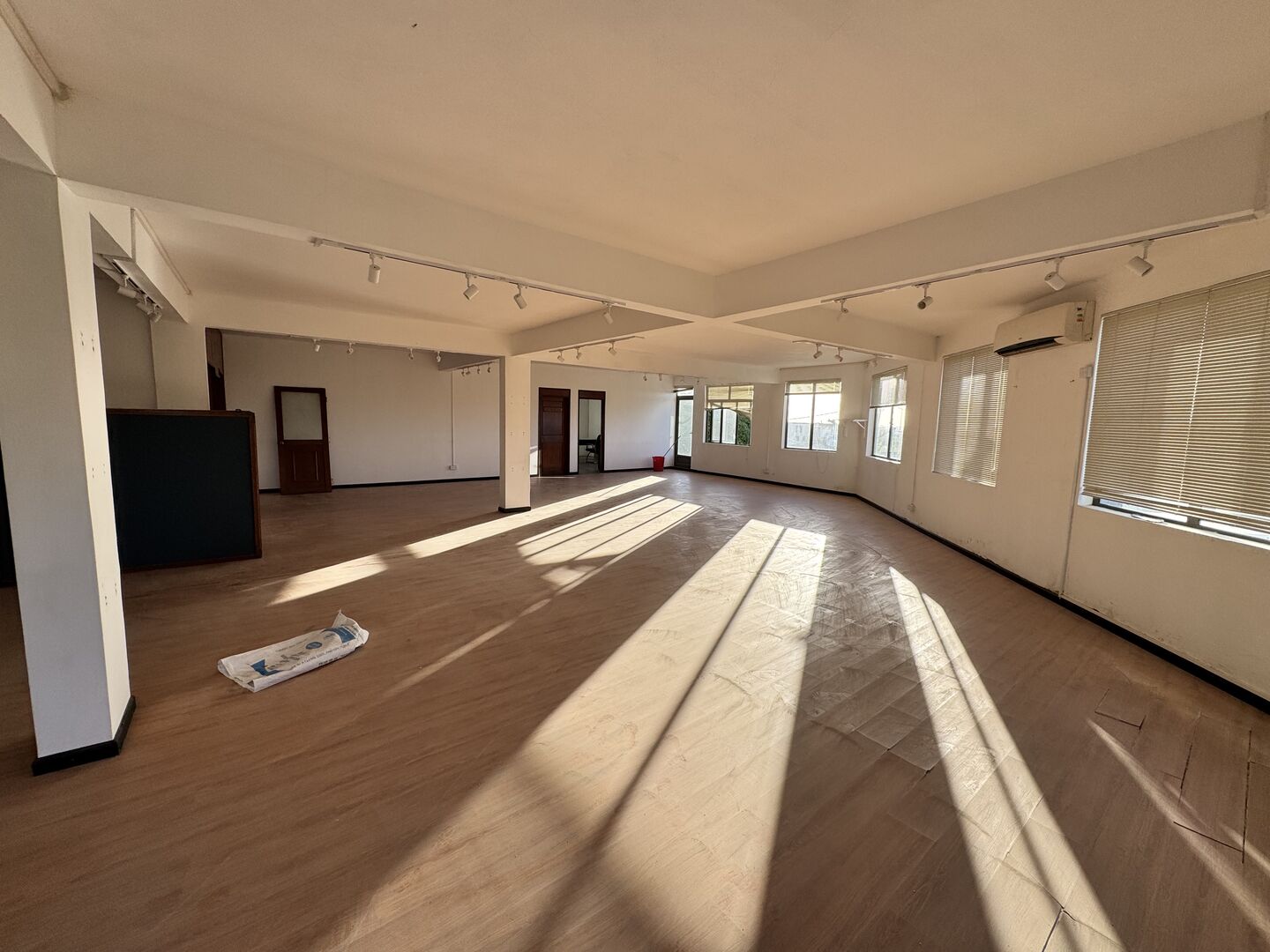 Property – LexpressProperty.com | 810422 | Ref01