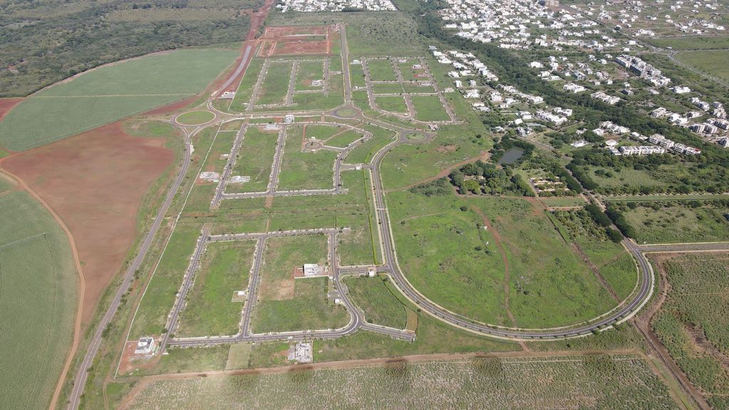Residential land of 748 m2 for sale in Flic en Flac, west, Mauritius – LexpressProperty.com | 810895 | Ref01