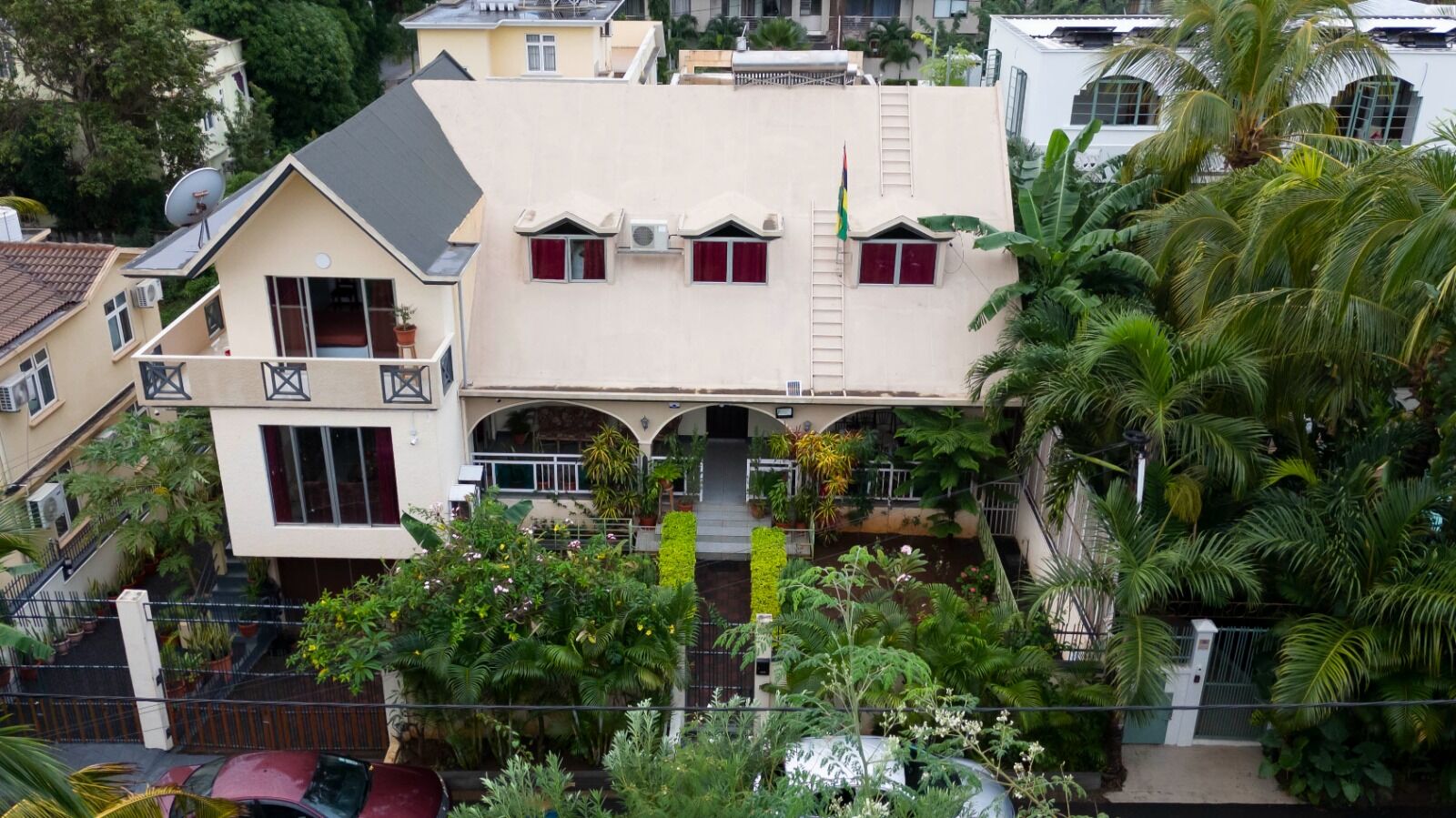 House / Villa of 5 bedrooms for sale in Flic en Flac, west, Mauritius – LexpressProperty.com | 801789 | Ref01