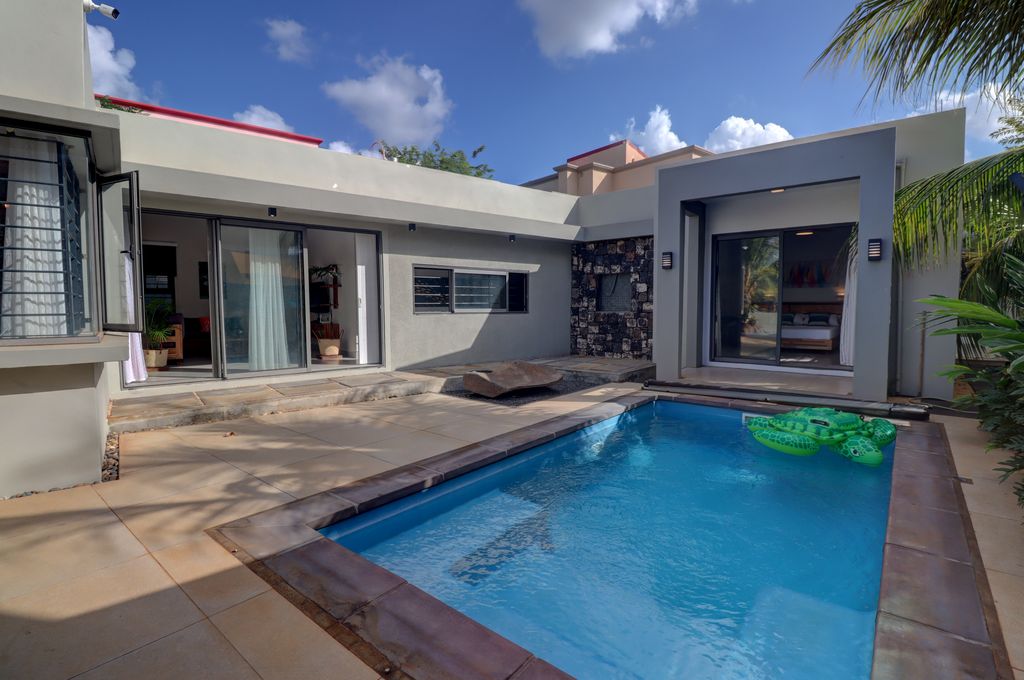 House / Villa of 3 bedrooms for rent in Pointe aux Sables, west, Mauritius – LexpressProperty.com | 802059 | Ref01