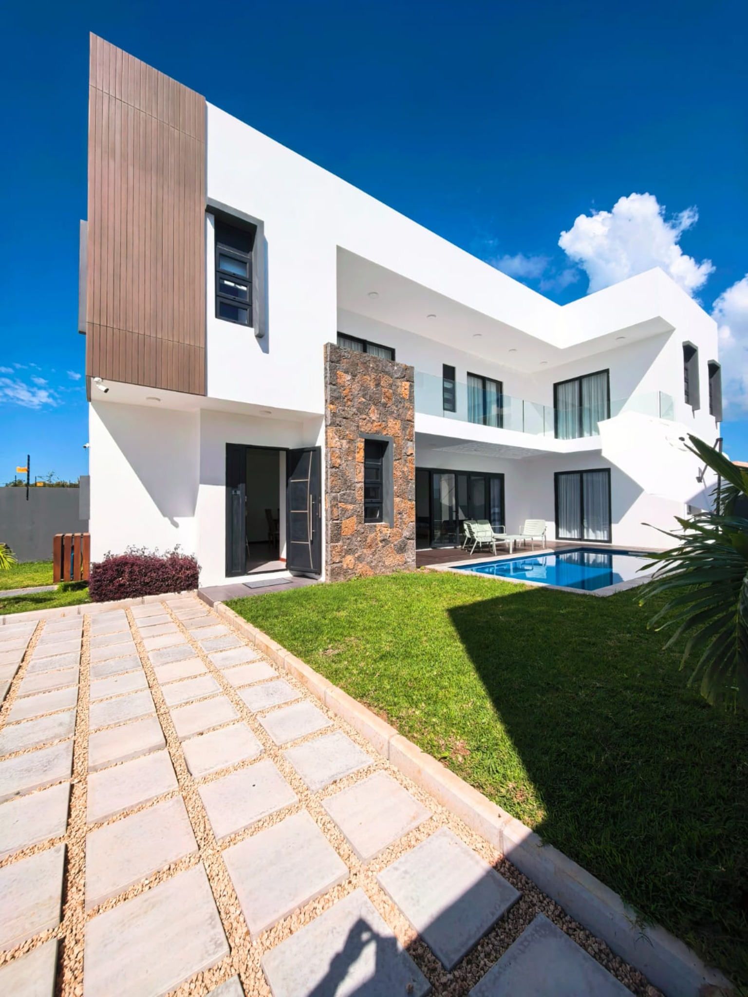 Property – LexpressProperty.com | 802112 | Ref01