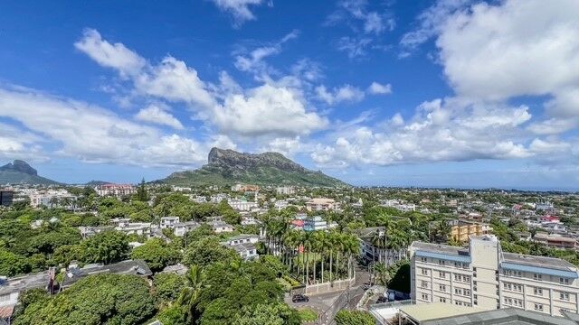 Appartement 4 Chambre(s) en vente à Quatre Bornes, centre, île Maurice – LexpressProperty.com | 803628 | Ref01