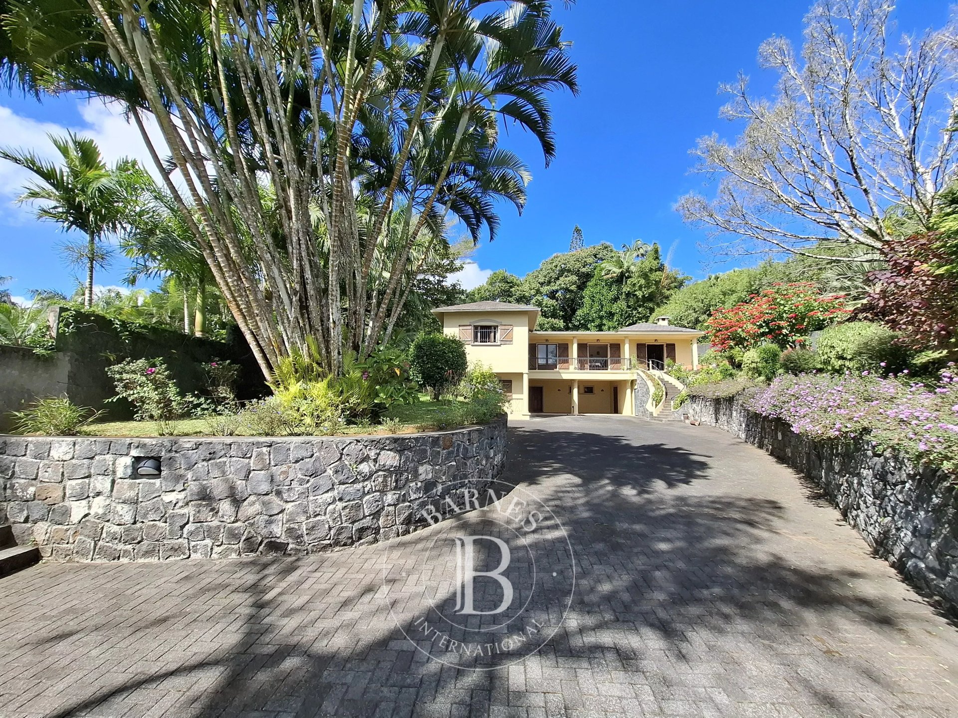 House / Villa of 5 bedrooms for sale in Floréal, center, Mauritius – LexpressProperty.com | 803780 | Ref01