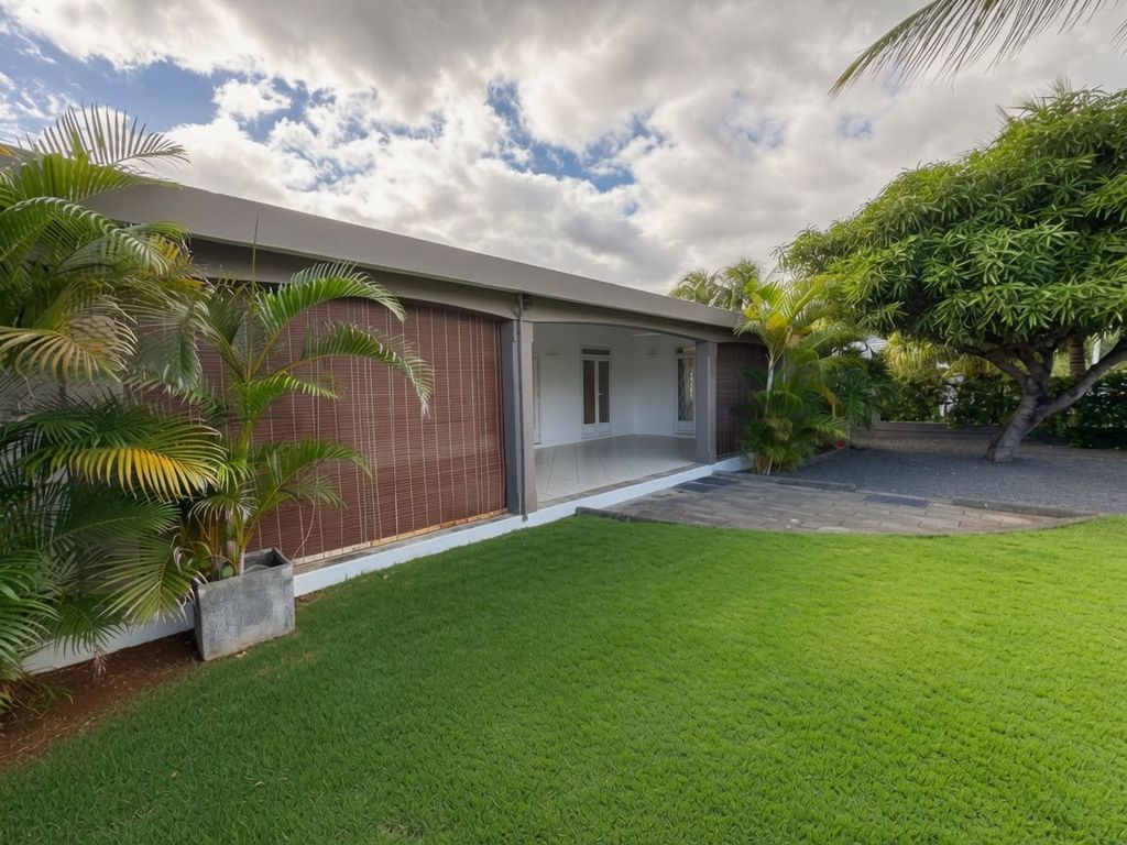 House / Villa of 4 bedrooms for rent in Tamarin, west, Mauritius – LexpressProperty.com | 813608 | Ref01