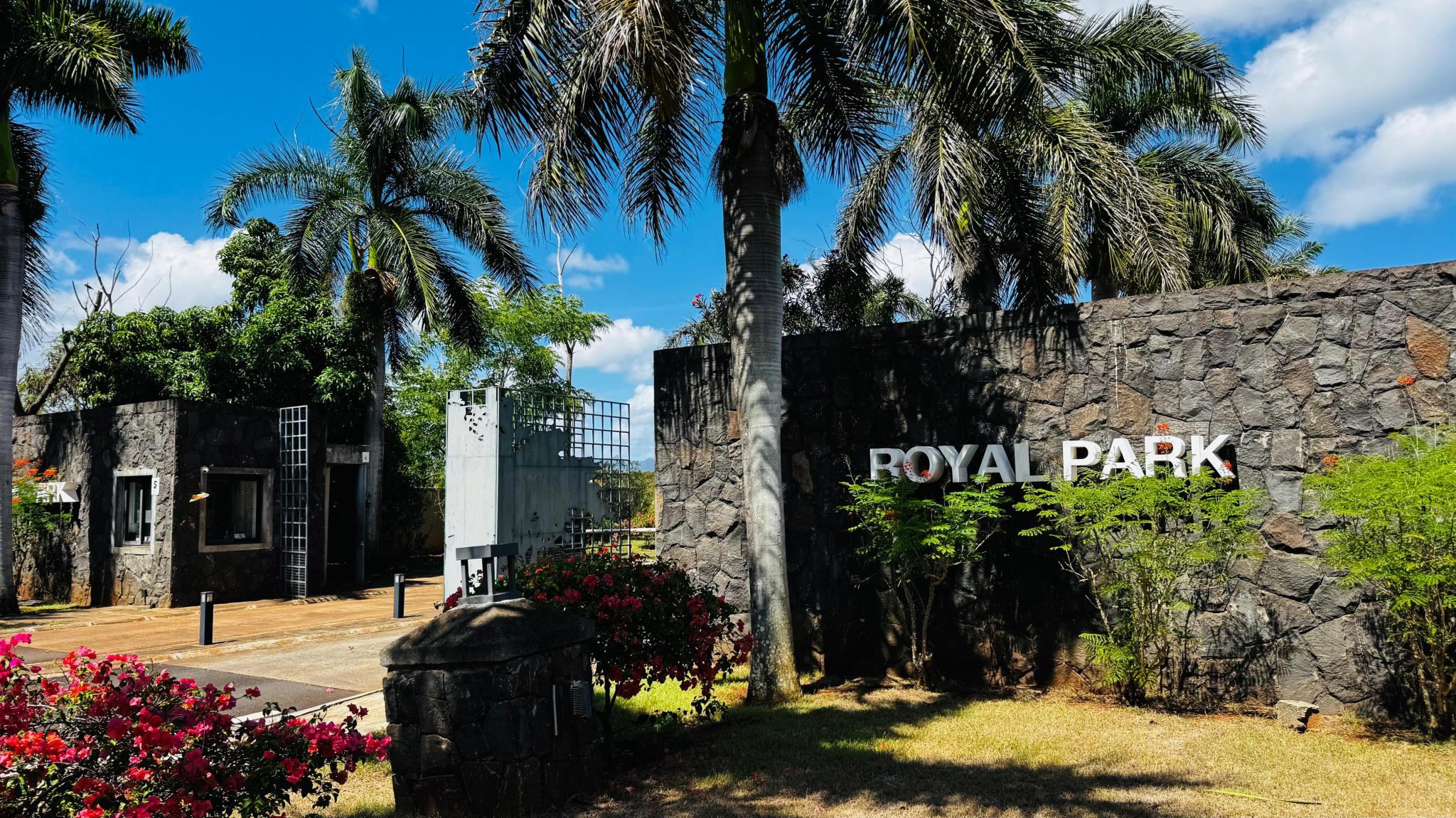 Residential land of 1001 m2 for sale in Balaclava, north, Mauritius – LexpressProperty.com | 817735 | Ref01