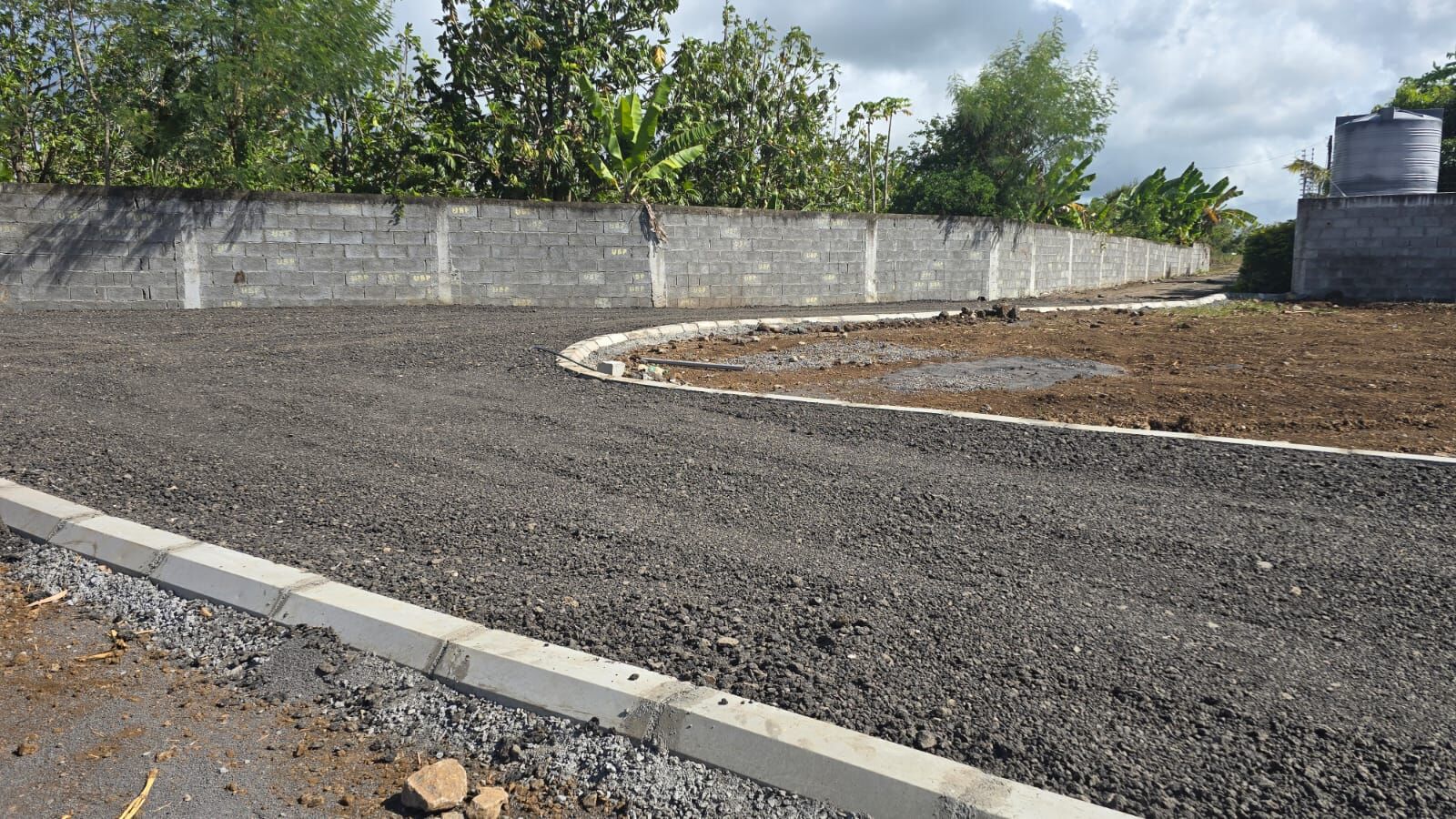 Residential land of 333 m2 for sale in Goodlands, north, Mauritius – LexpressProperty.com | 819052 | Ref01