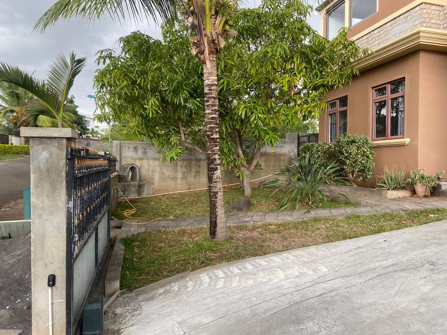 Apartment of 2 bedrooms for rent in Albion, west, Mauritius – LexpressProperty.com | 820076 | Ref01