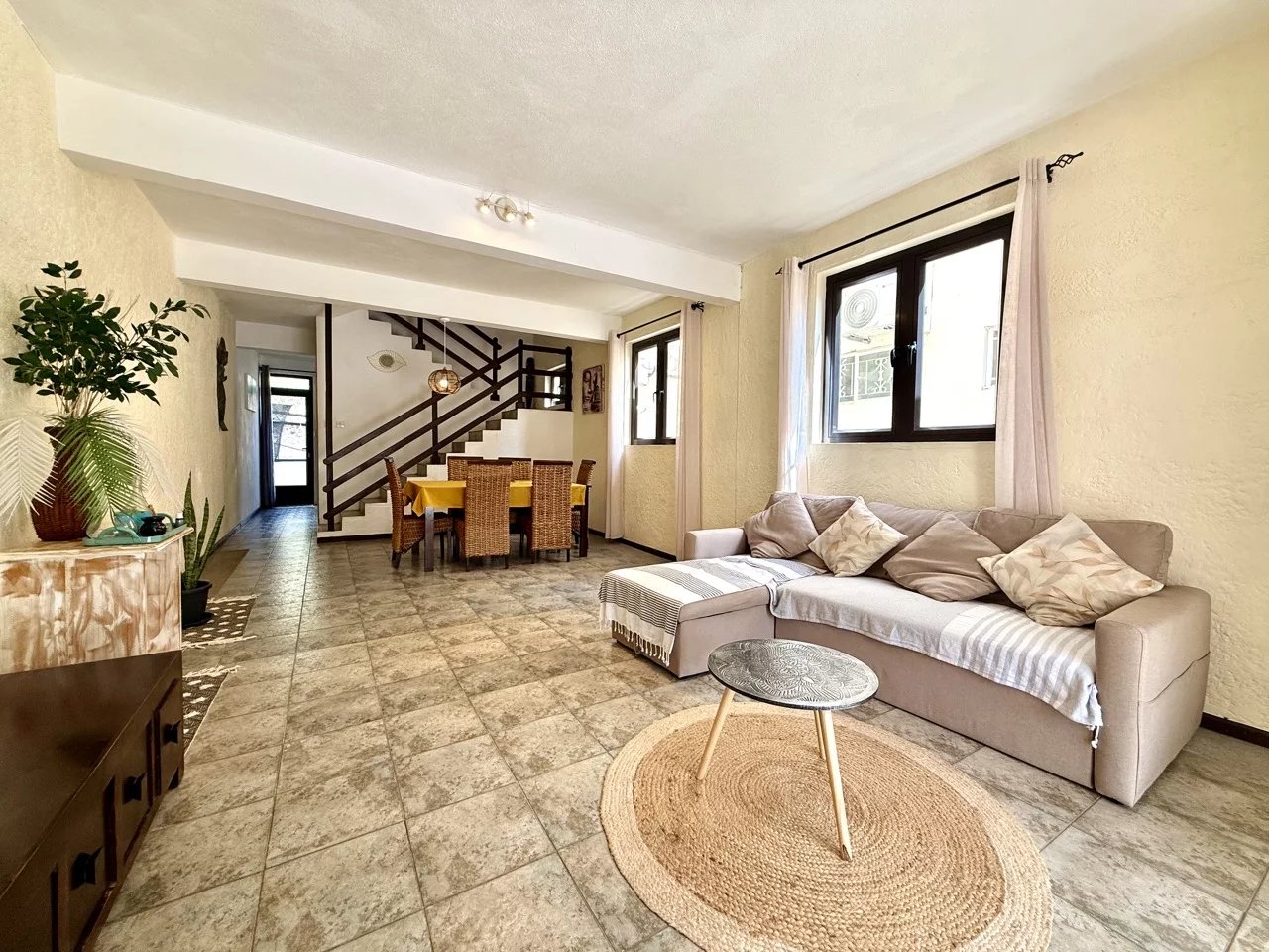 Property – LexpressProperty.com | 804879 | Ref01