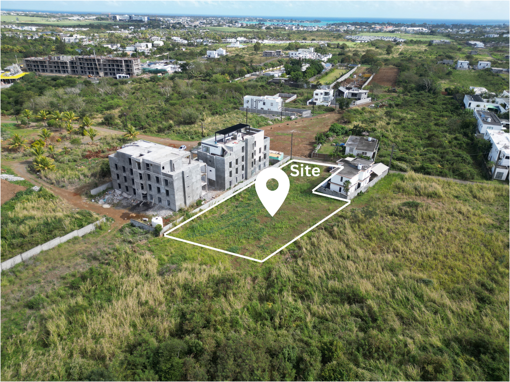 Residential land of 1272 m2 for sale in The Vale, north, Mauritius – LexpressProperty.com | 820850 | Ref01