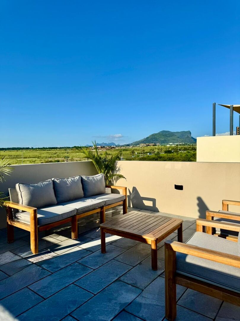 Penthouse of 3 bedrooms for sale in Flic en Flac, west, Mauritius – LexpressProperty.com | 820872 | Ref01