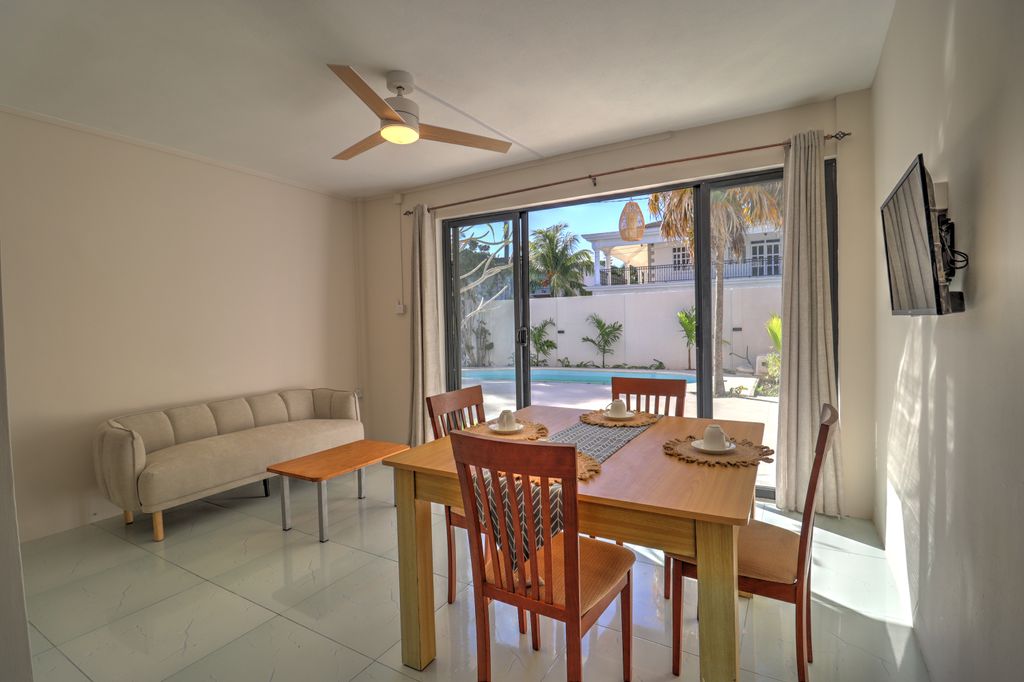 Townhouse / Duplex 2 Chambre(s) en location à Trou aux Biches, nord, île Maurice – LexpressProperty.com | 752442 | Ref01
