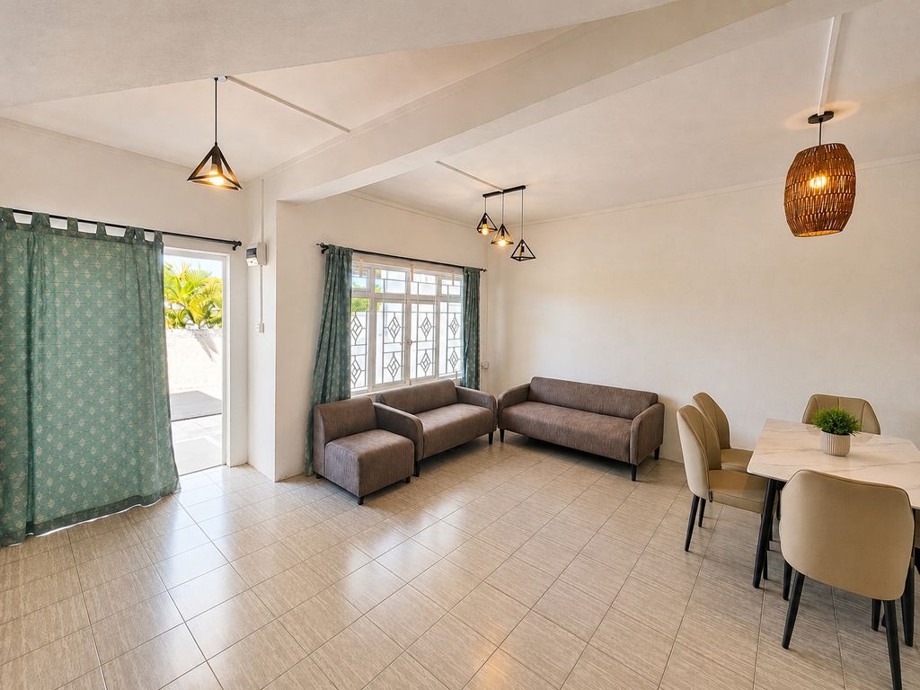 Apartment of 2 bedrooms for rent in Blue Baie, south, Mauritius – LexpressProperty.com | 823388 | Ref01