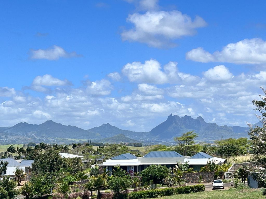 Penthouse of 3 bedrooms for sale in Belle Vue Harel, north, Mauritius – LexpressProperty.com | 797512 | Ref01