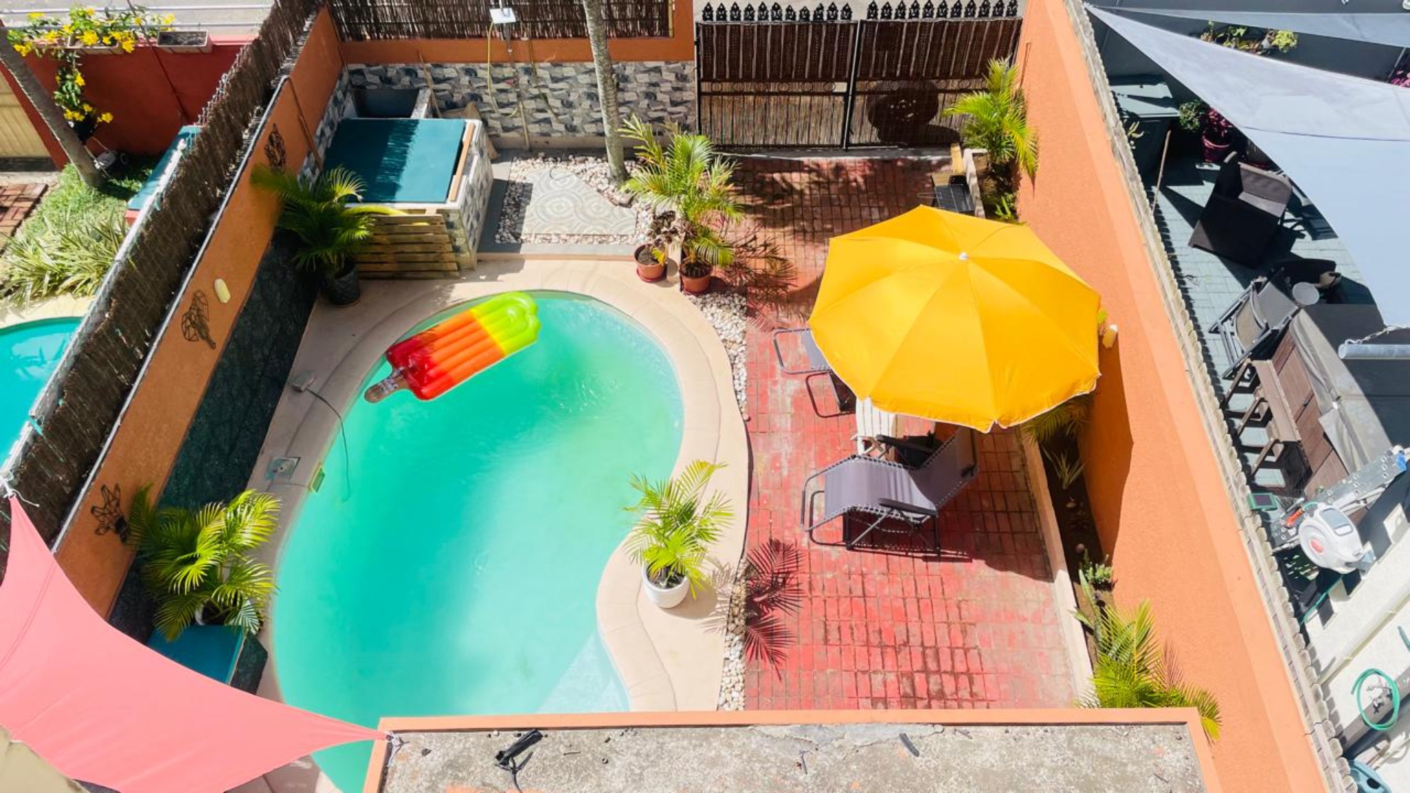 Property – LexpressProperty.com | 750406 | Ref01