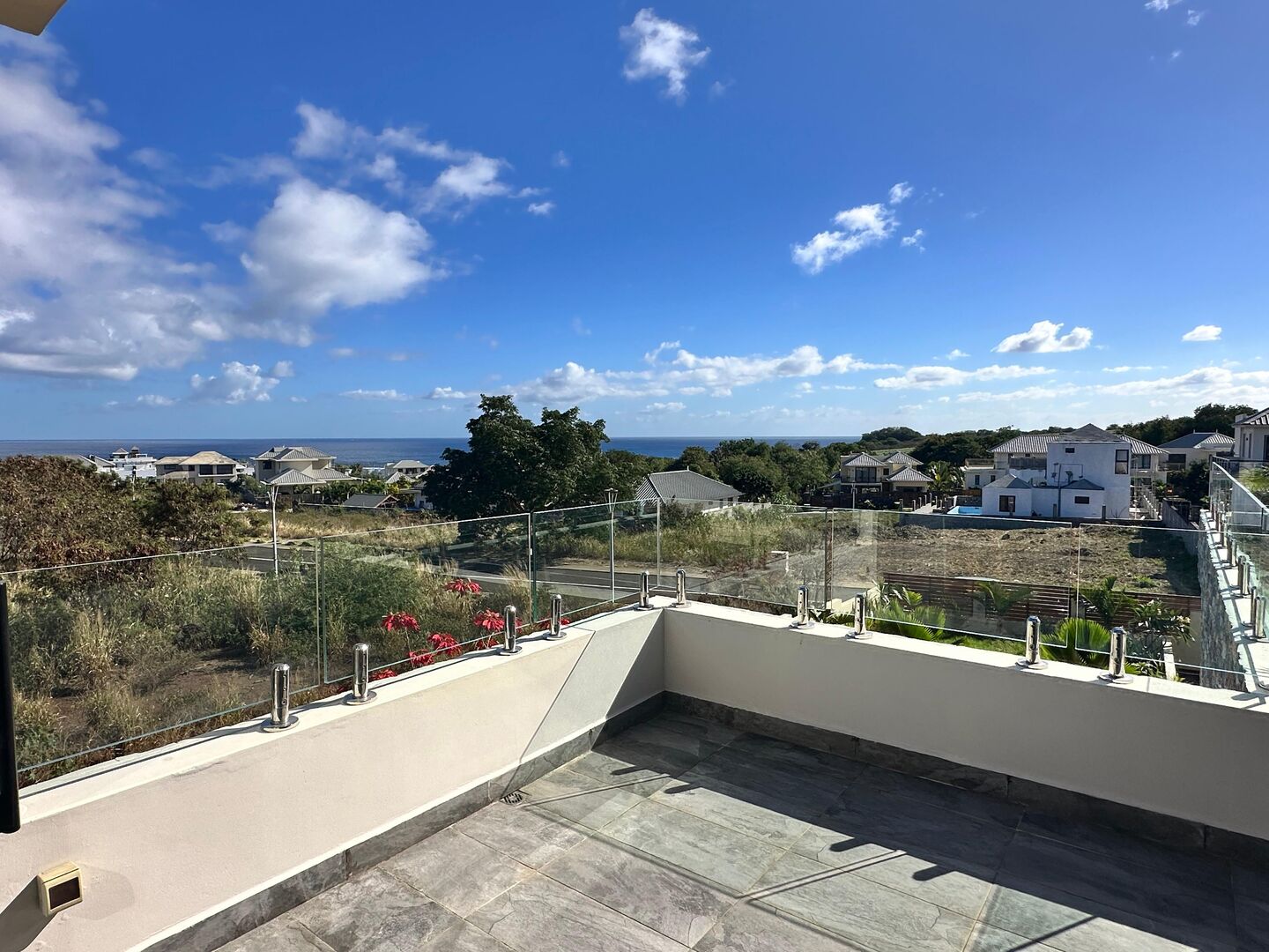 House / Villa of 4 bedrooms for rent in Flic en Flac, west, Mauritius – LexpressProperty.com | 824508 | Ref01