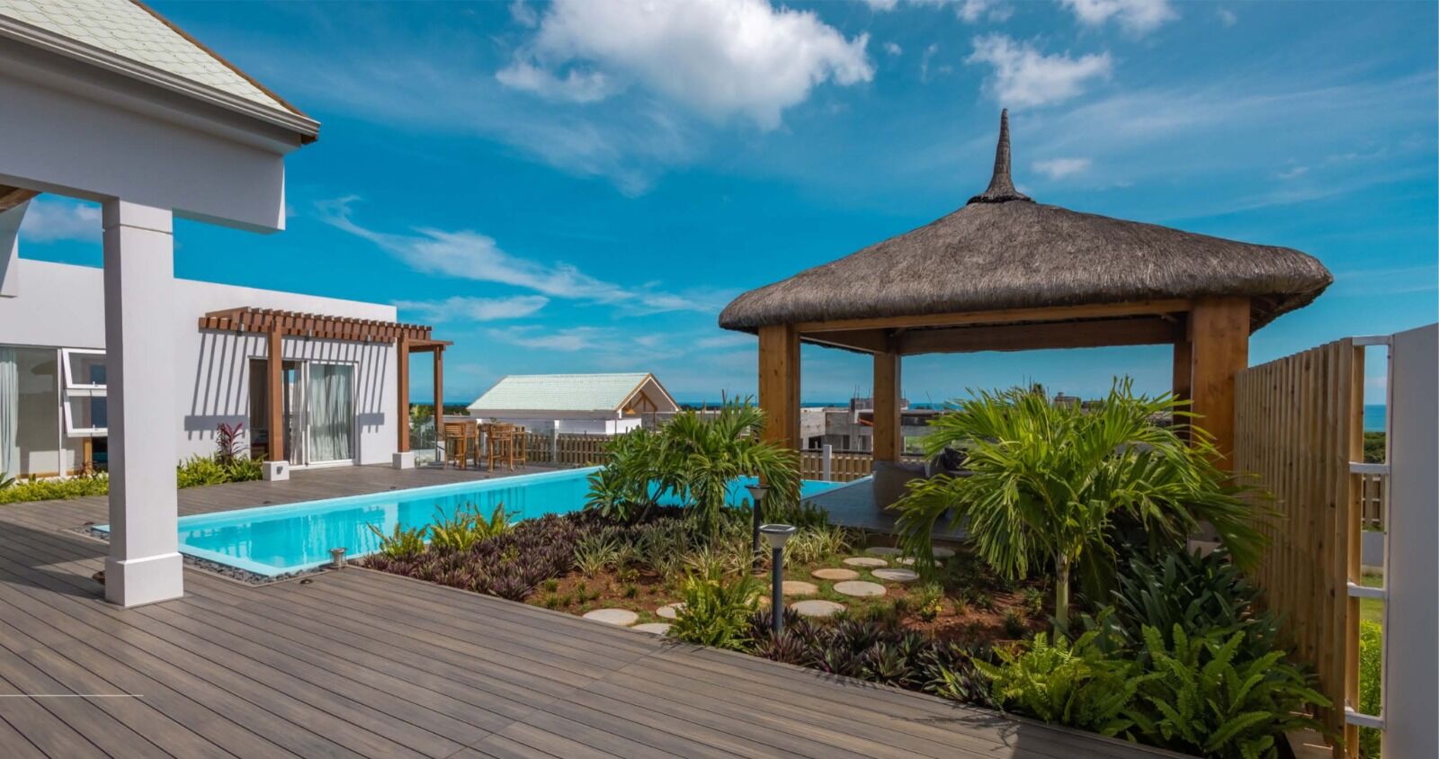 House / Villa of 4 bedrooms for rent in Albion, west, Mauritius – LexpressProperty.com | 824507 | Ref01