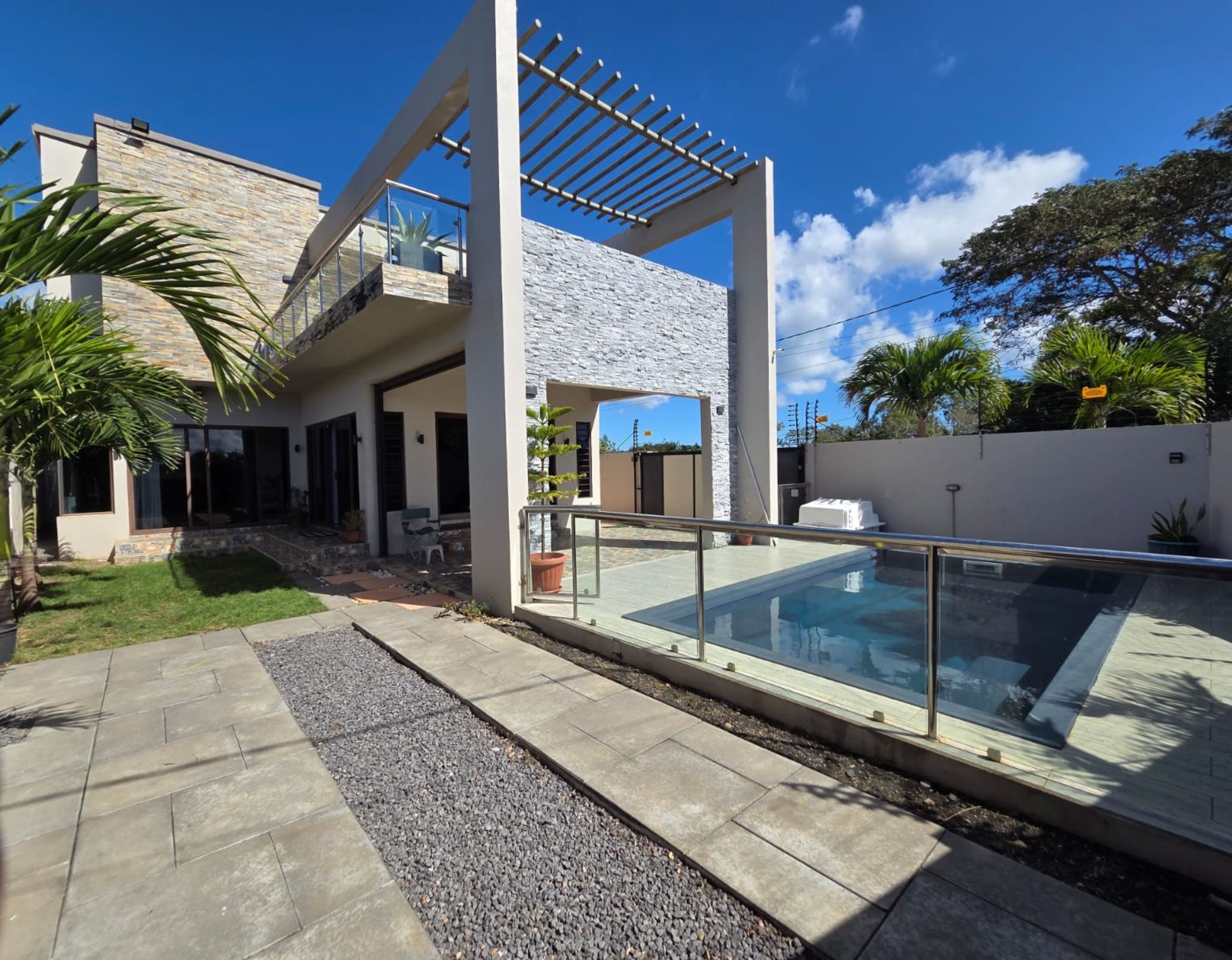 Property – LexpressProperty.com | 826470 | Ref01