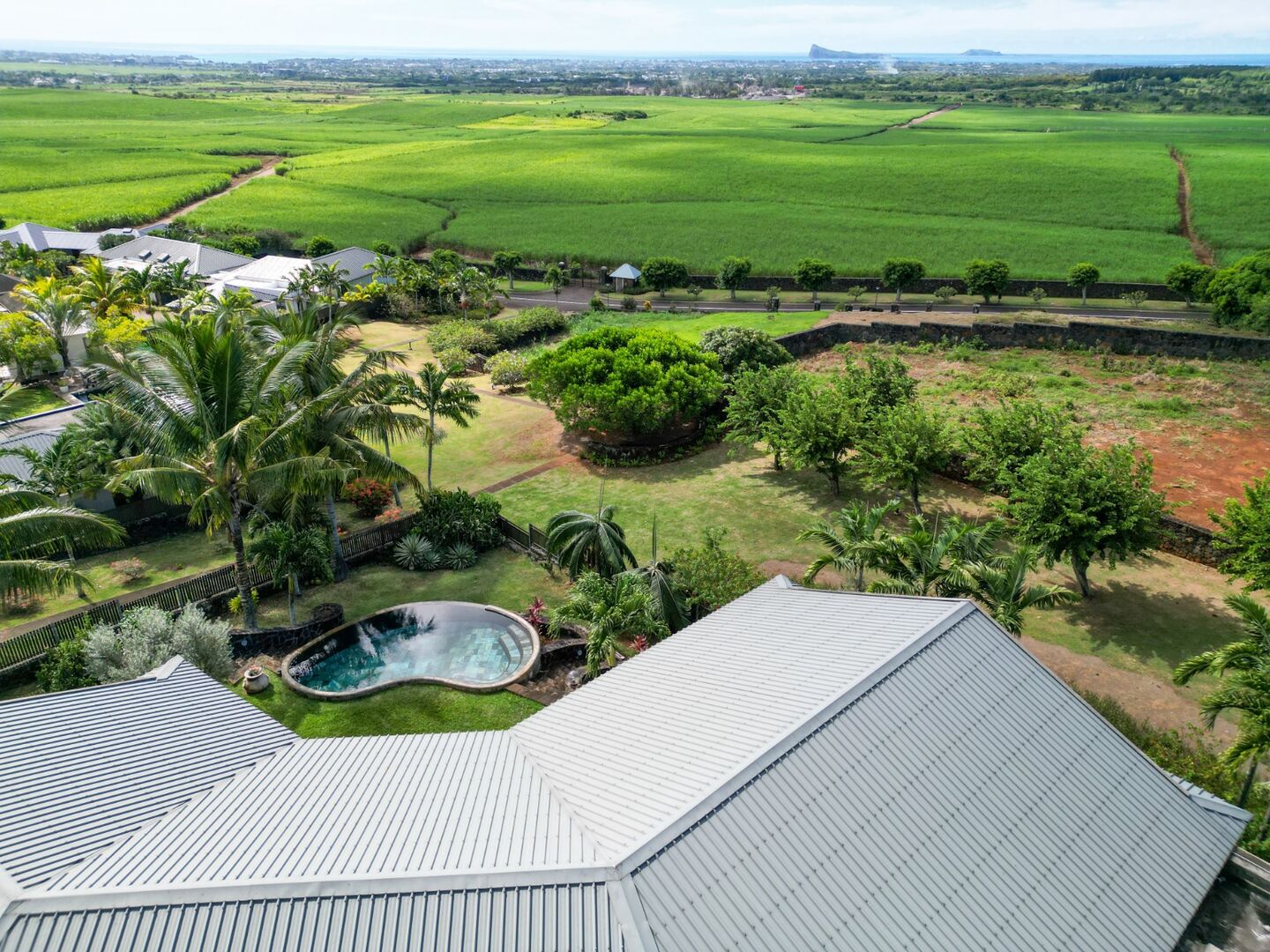 House / Villa of 4 bedrooms for rent in Mapou, north, Mauritius – LexpressProperty.com | 826111 | Ref01