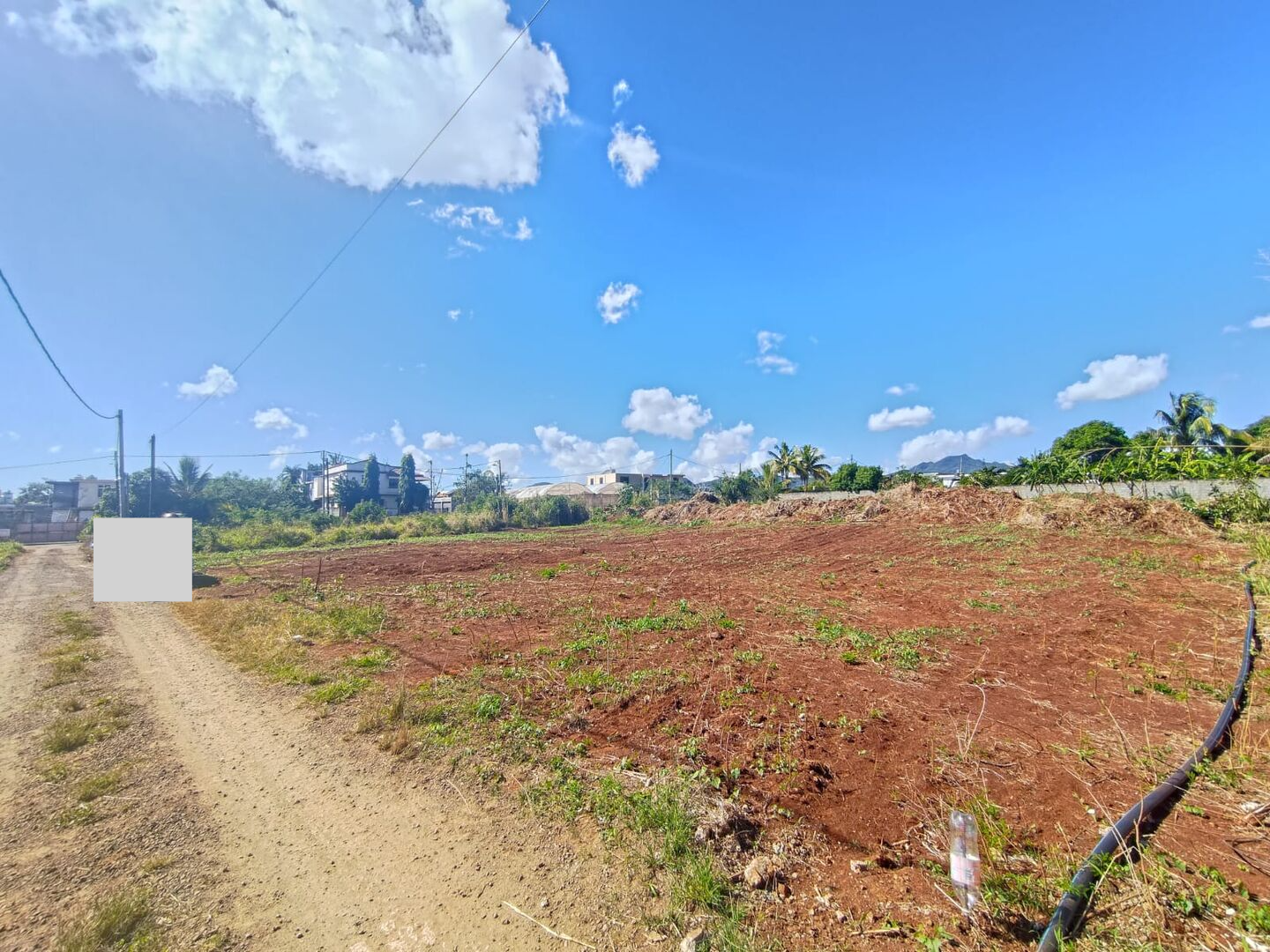 Terrain résidentiel de 1055 m2 en vente à Khoyratty, nord, île Maurice – LexpressProperty.com | 827204 | Ref01