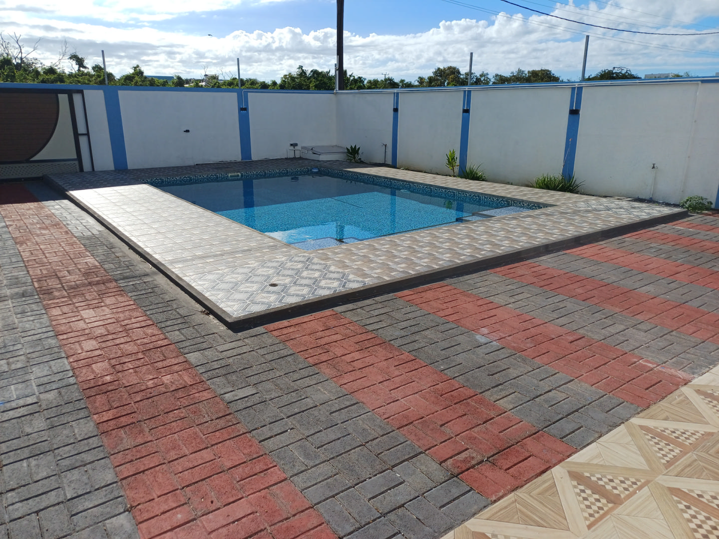 Property – LexpressProperty.com | 827184 | Ref01