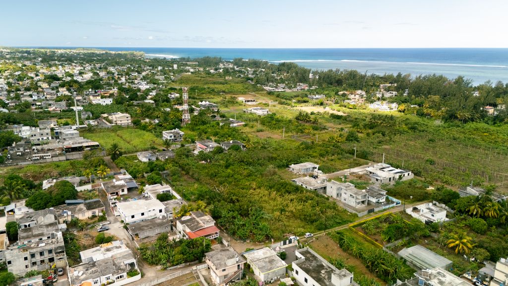 Residential land of 4854 m2 for sale in Riambel, south, Mauritius – LexpressProperty.com | 827982 | Ref01