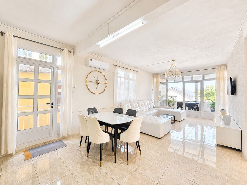 Apartment of 3 bedrooms for sale in Blue Baie, south, Mauritius – LexpressProperty.com | 828149 | Ref01