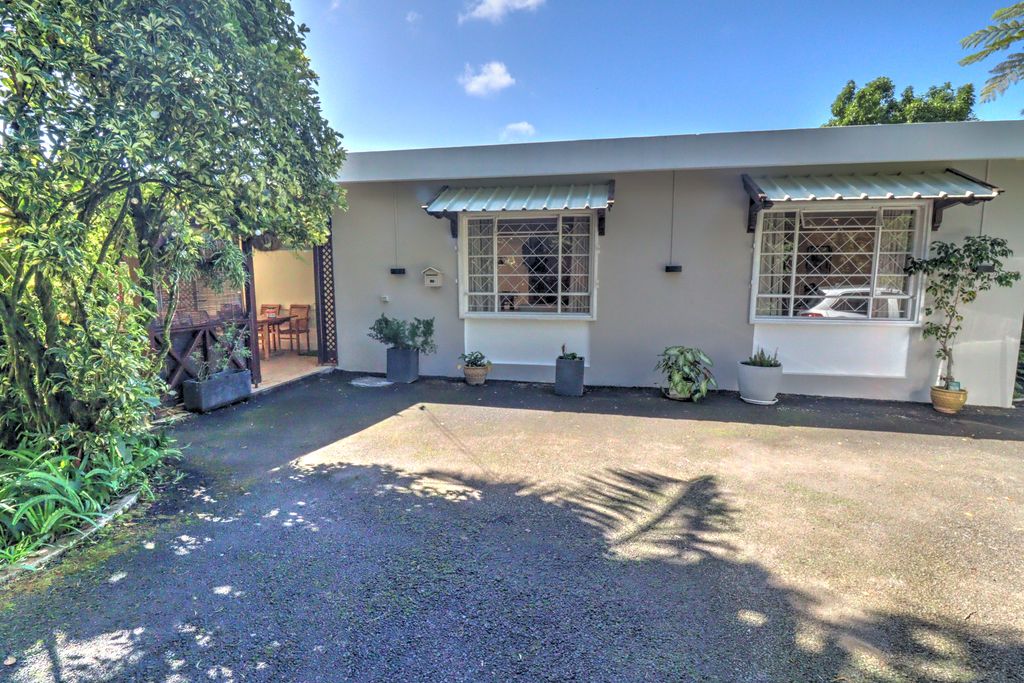 Maison / Villa 4 Chambre(s) en vente à Curepipe, centre, île Maurice – LexpressProperty.com | 793897 | Ref01