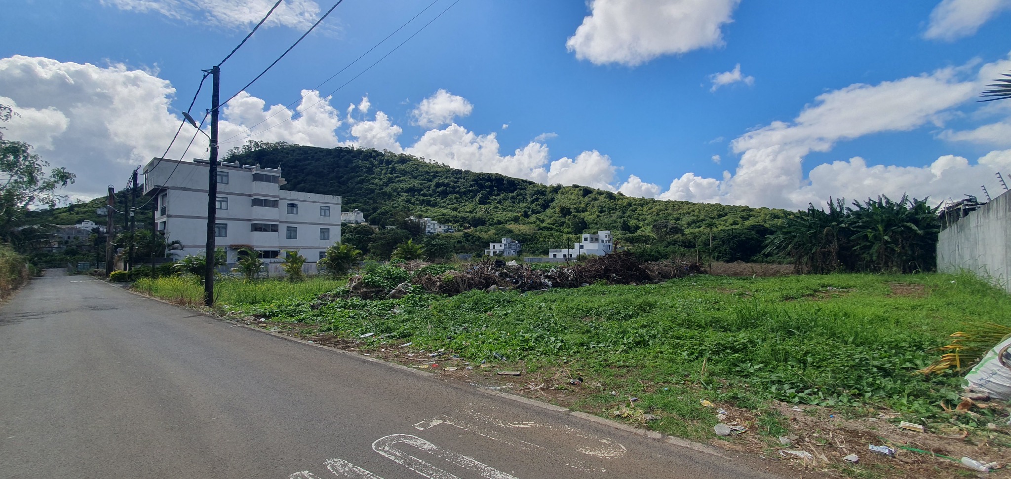 Residential land of 872.875916 m² for sale in Vacoas, center, Mauritius – LexpressProperty.com | 823145 | Ref01