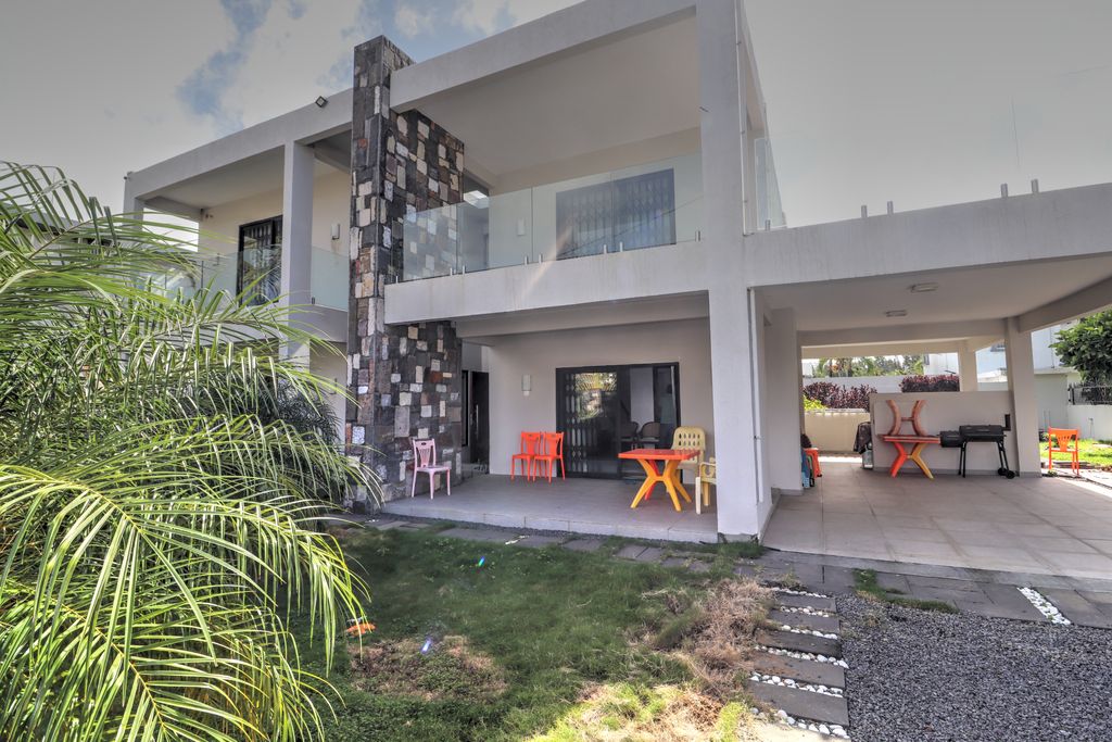House / Villa of 4 bedrooms for rent in Bain Boeuf, north, Mauritius – LexpressProperty.com | 827717 | Ref01