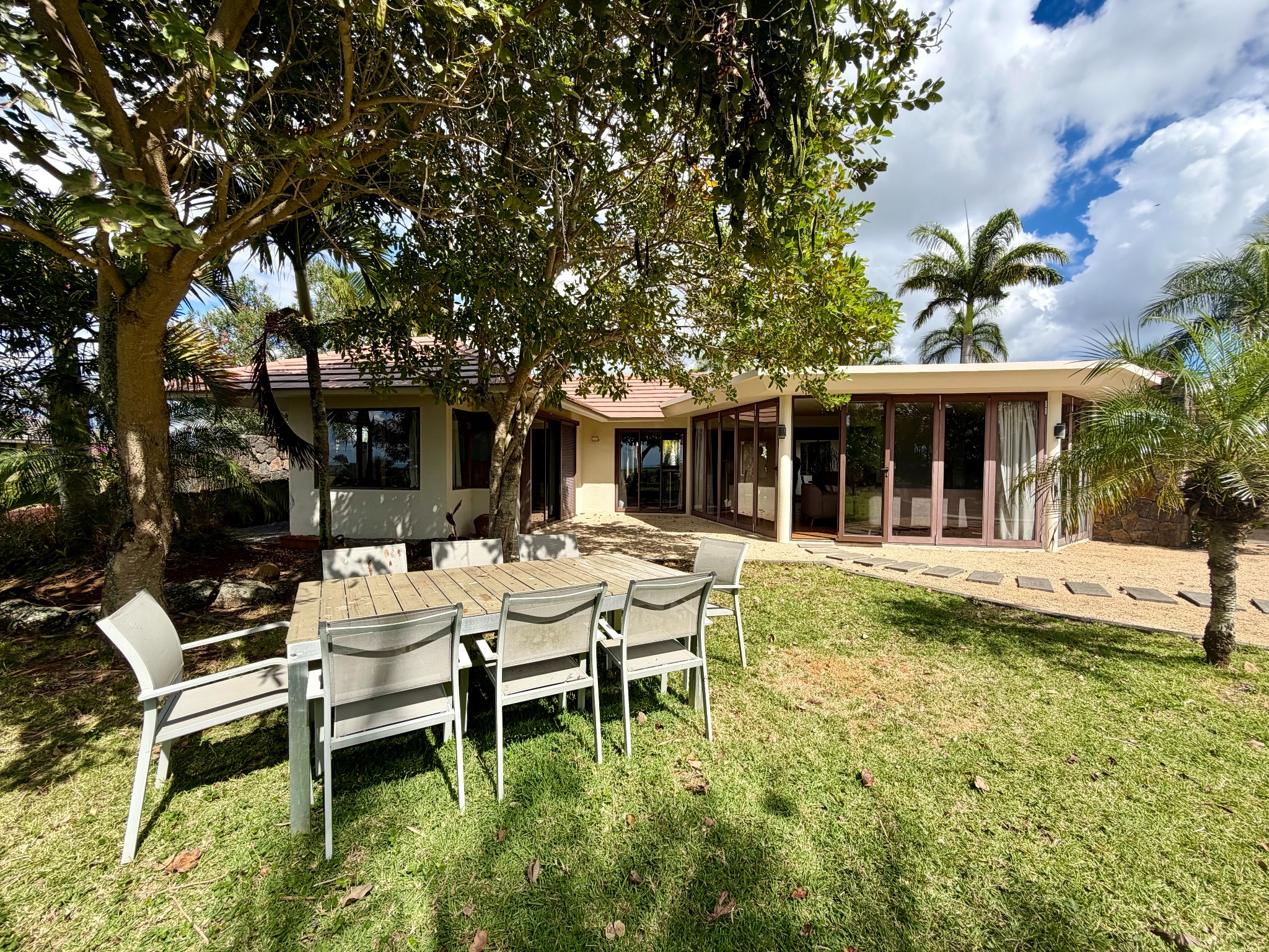 House / Villa of 4 bedrooms for rent in Belle Vue Harel, north, Mauritius – LexpressProperty.com | 828981 | Ref01