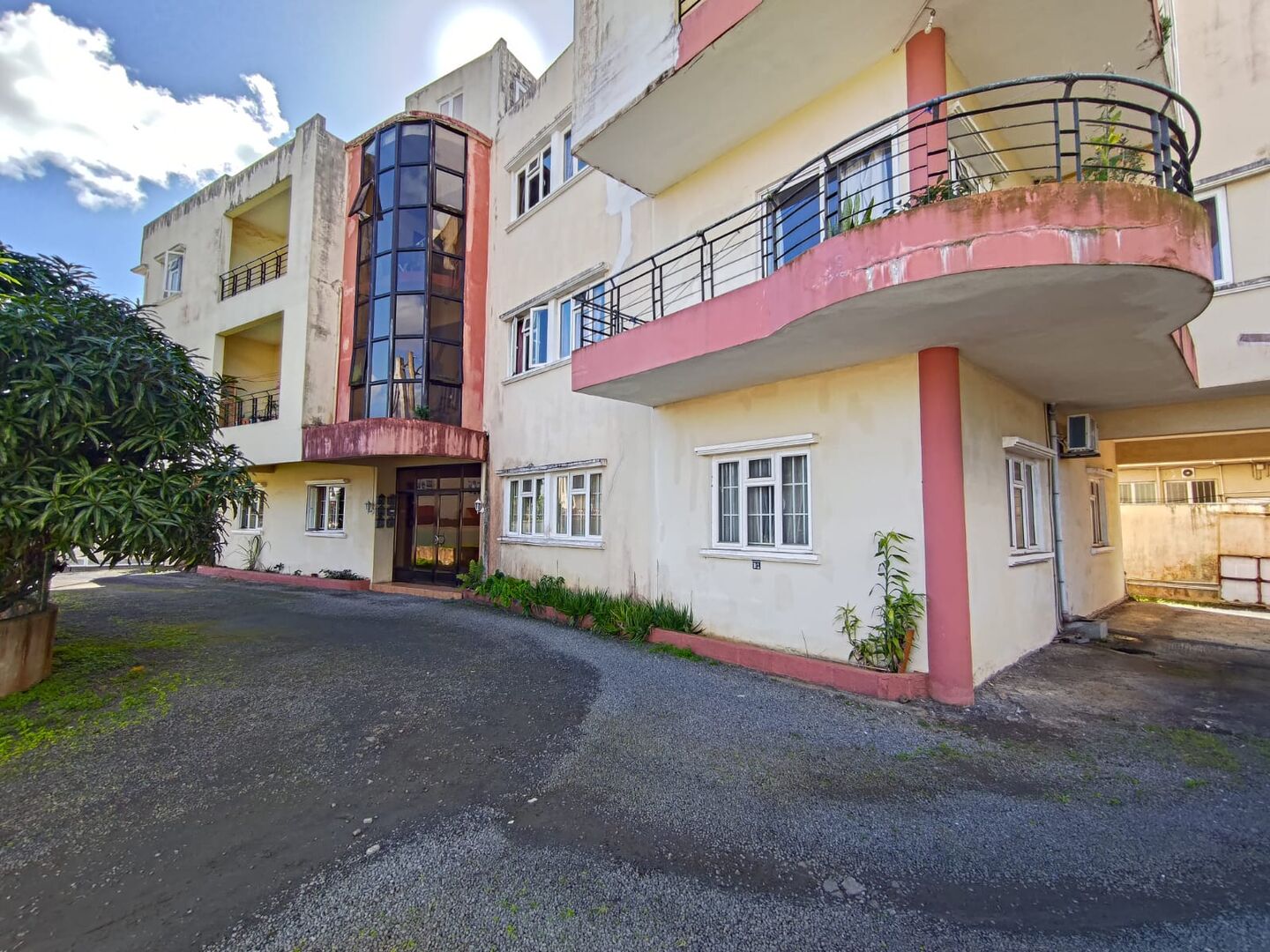 Appartement 3 Chambre(s) en vente à Quatre Bornes, centre, île Maurice – LexpressProperty.com | 814334 | Ref01