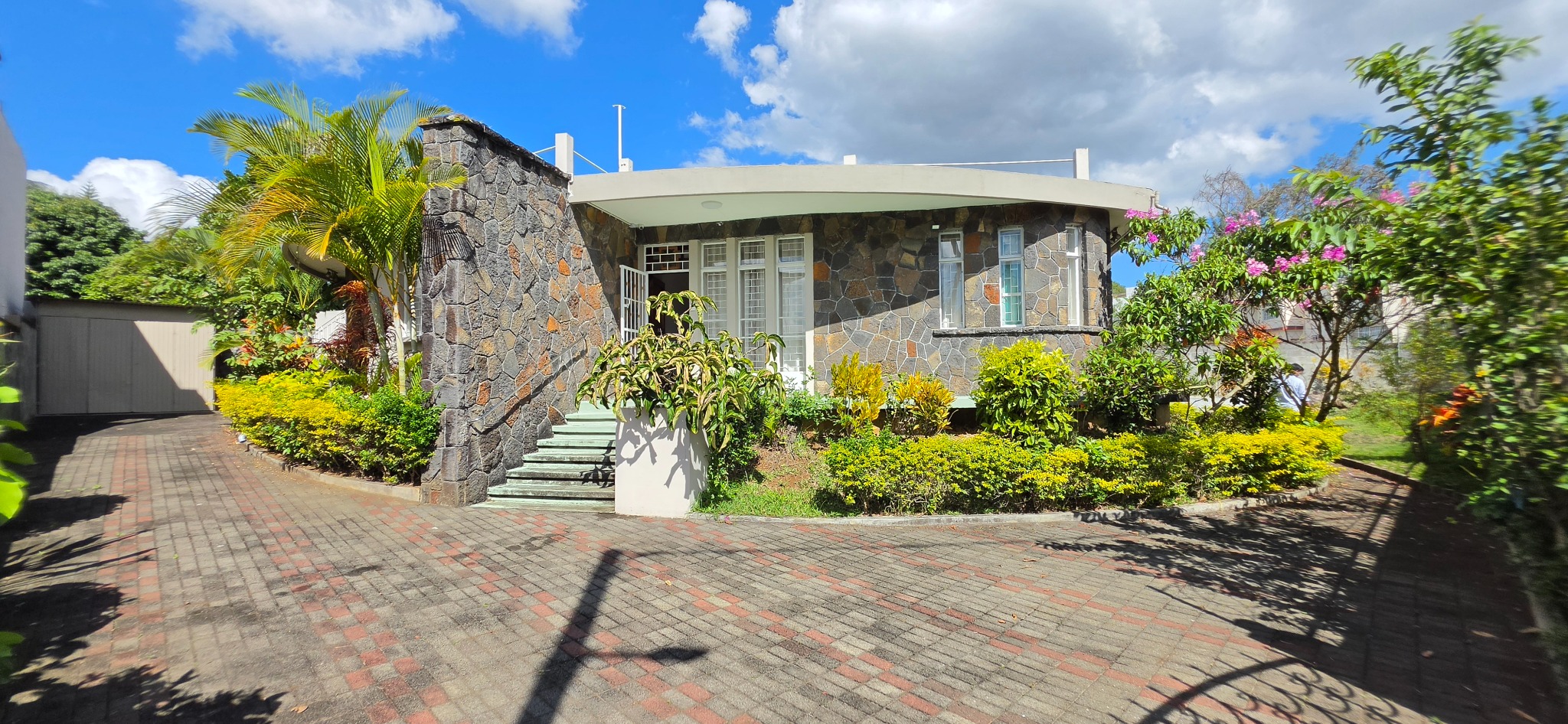 Bureau location à Sodnac, centre, île Maurice – LexpressProperty.com | 829873 | Ref01