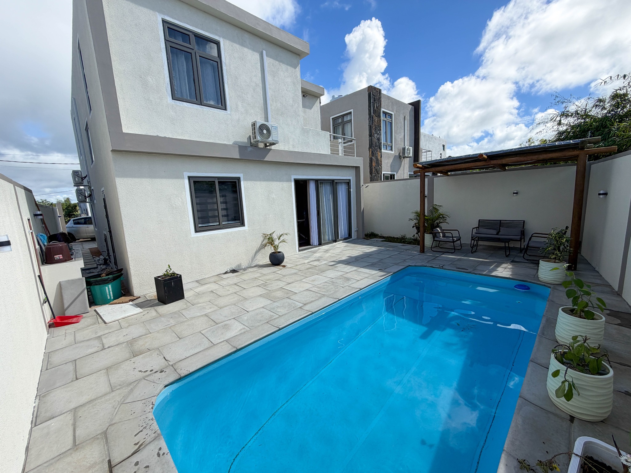 Maison / Villa 4 Chambre(s) en location à Calodyne, nord, île Maurice – LexpressProperty.com | 815820 | Ref01