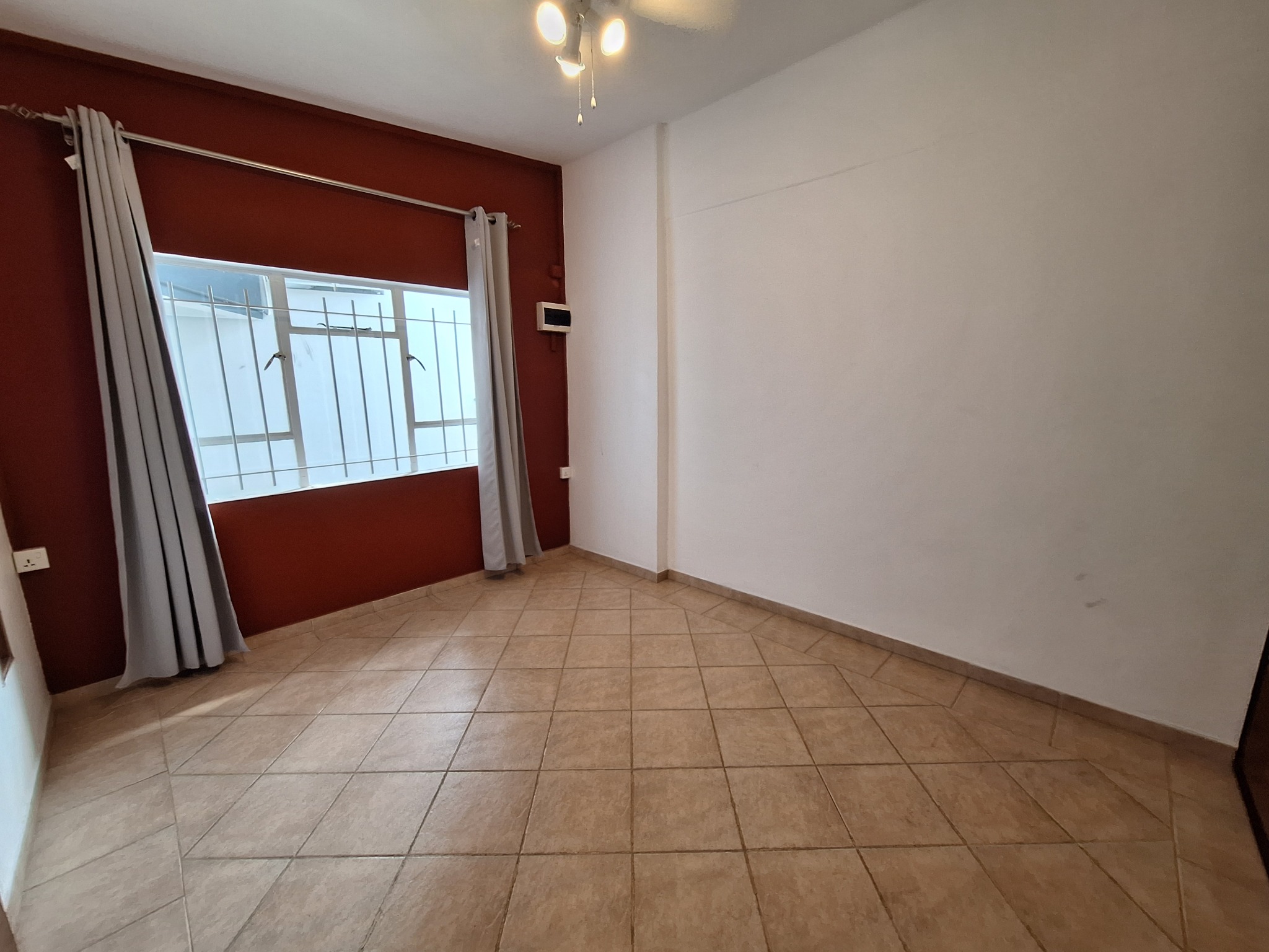 Appartement 2 Chambre(s) en location à Grand Bay, nord, île Maurice – LexpressProperty.com | 817382 | Ref01