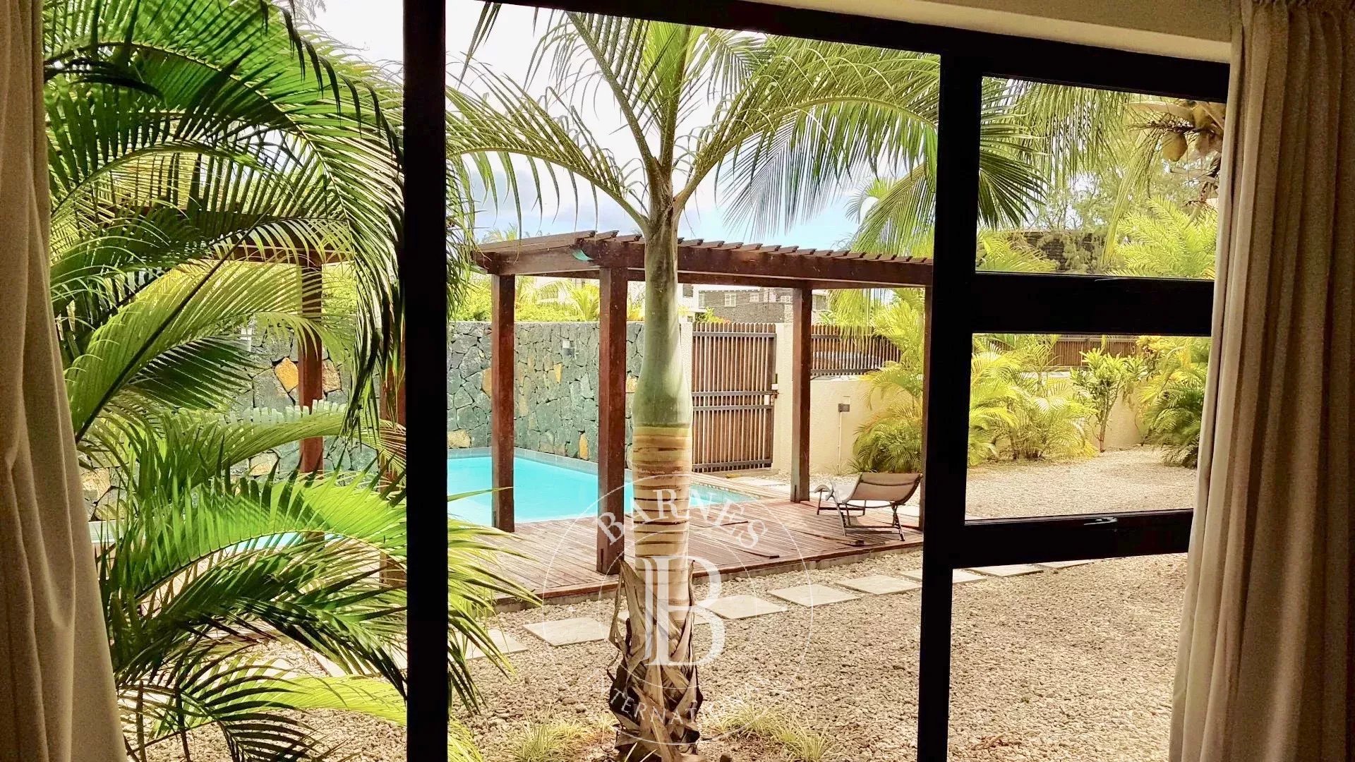 Apartment of 3 bedrooms for rent in Tamarin, west, Mauritius – LexpressProperty.com | 771742 | Ref01