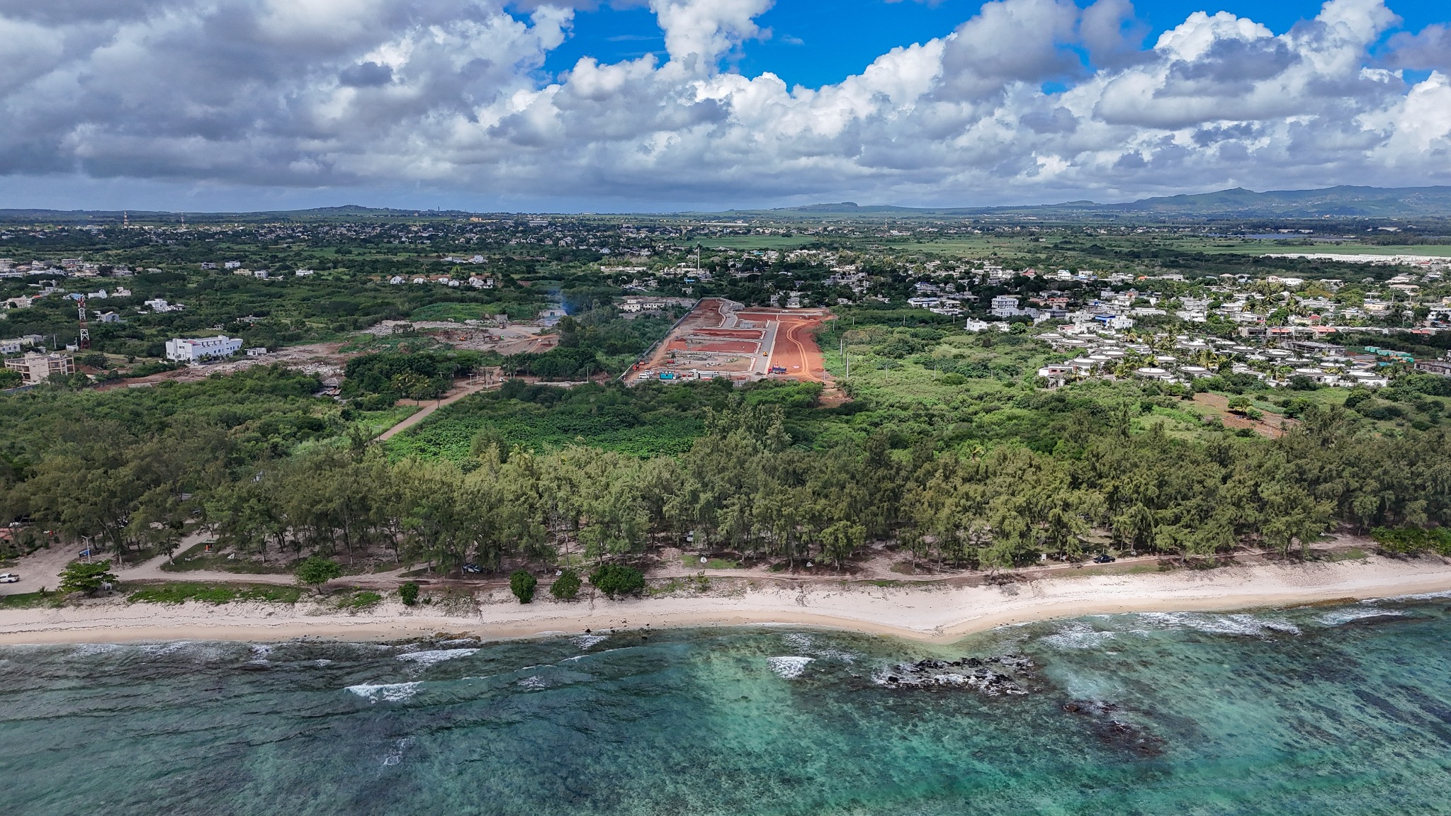Residential land of 656 m2 for sale in Pointe aux Biches, north, Mauritius – LexpressProperty.com | 834326 | Ref01