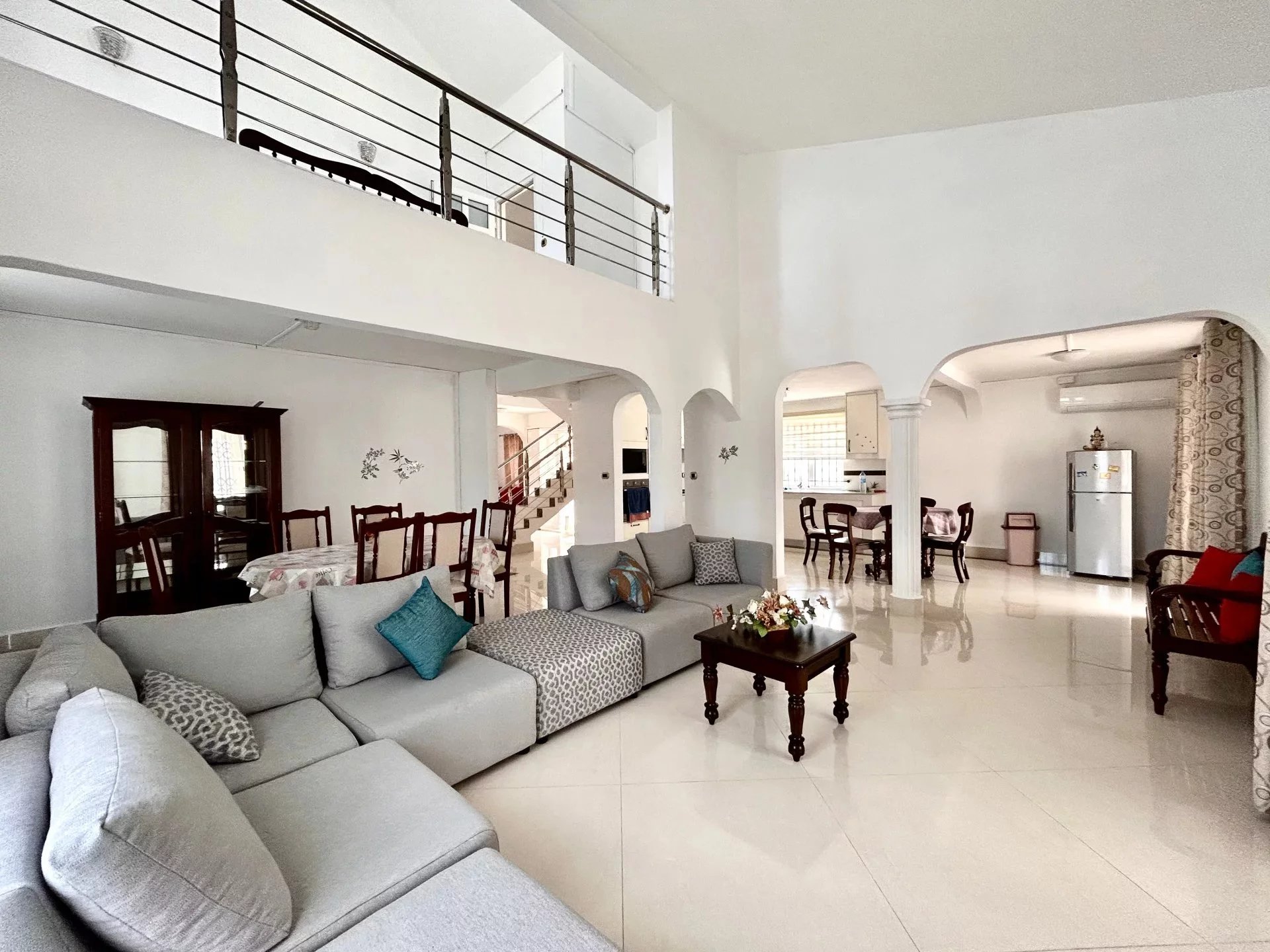 House / Villa of 4 bedrooms for rent in Ebène, center, Mauritius – LexpressProperty.com | 835104 | Ref01