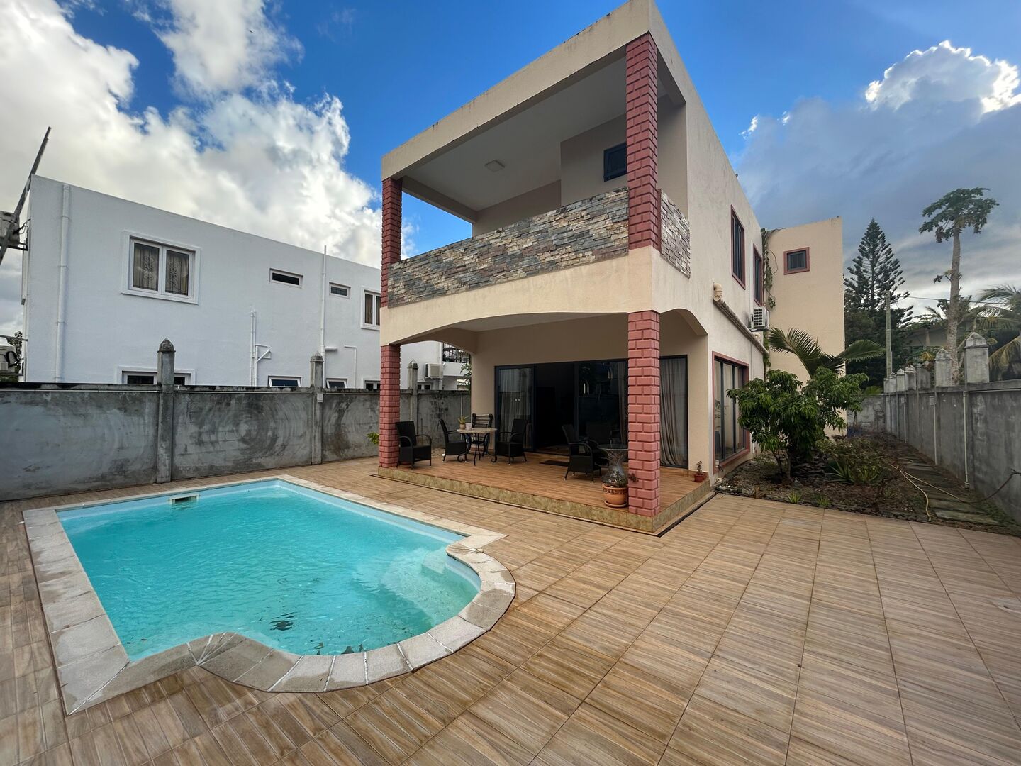 House / Villa of 3 bedrooms for rent in Pointe aux Piments, north, Mauritius – LexpressProperty.com | 837332 | Ref01
