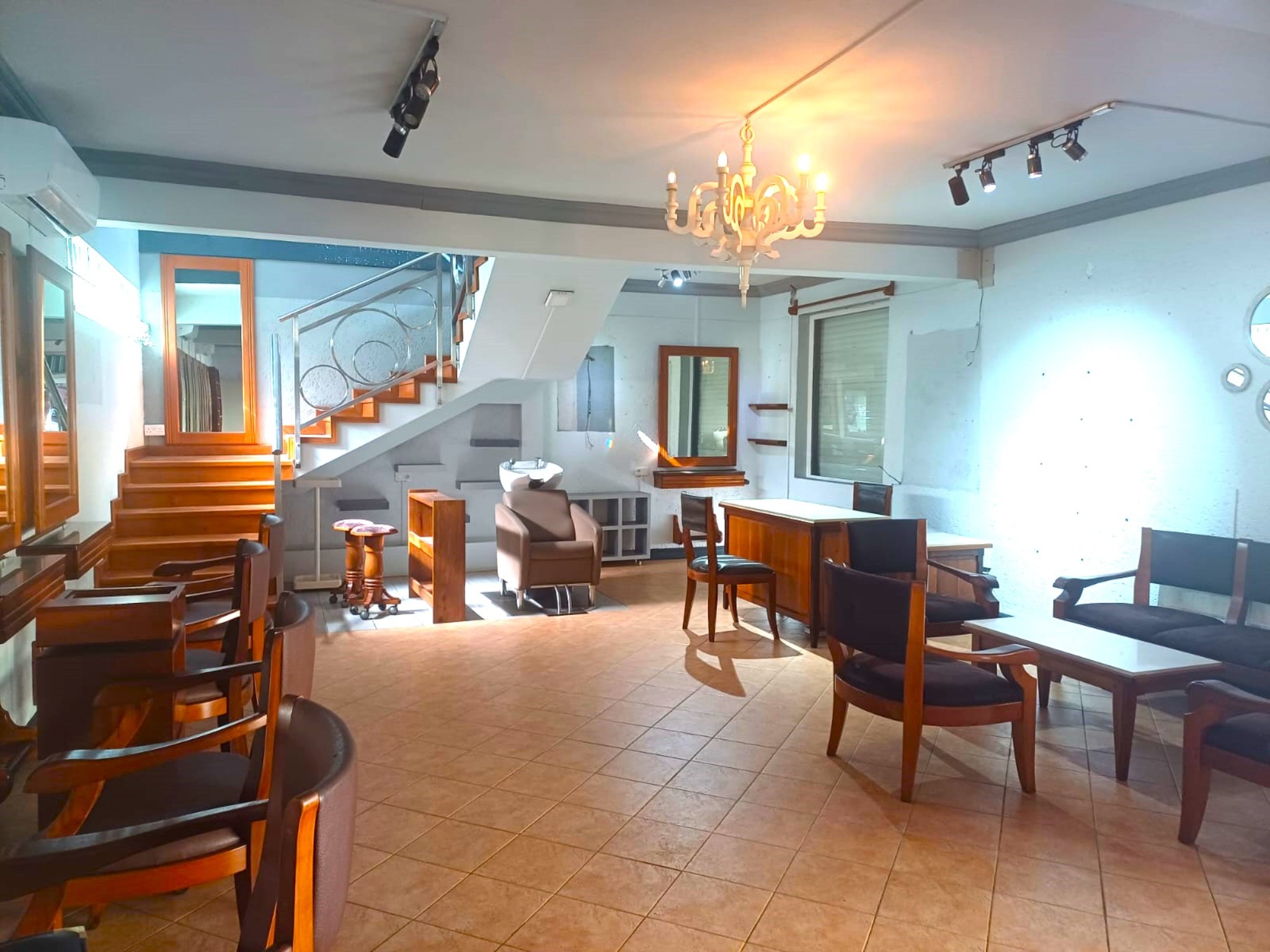 Commercial space for rent in Rose Hill, center, Mauritius – LexpressProperty.com | 830304 | Ref01