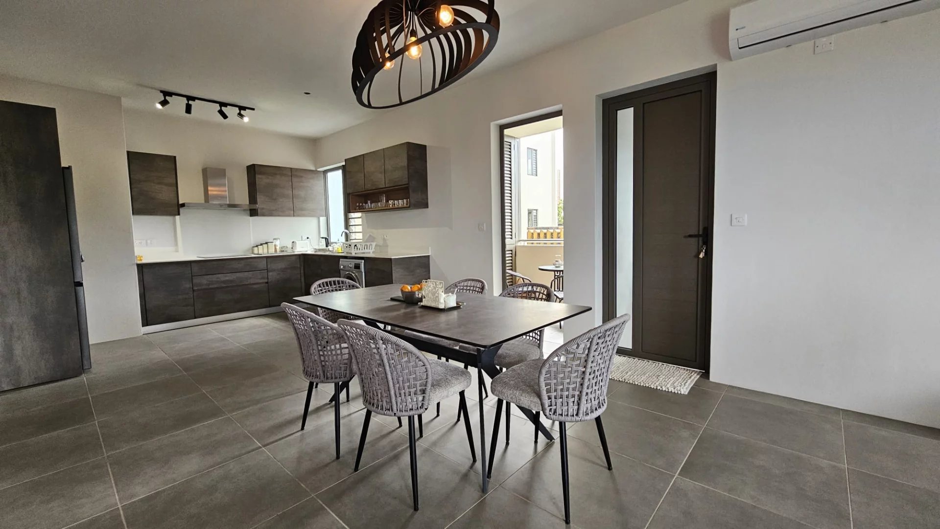 Apartment of 3 bedrooms for sale in Cascavelle, west, Mauritius – LexpressProperty.com | 830640 | Ref01