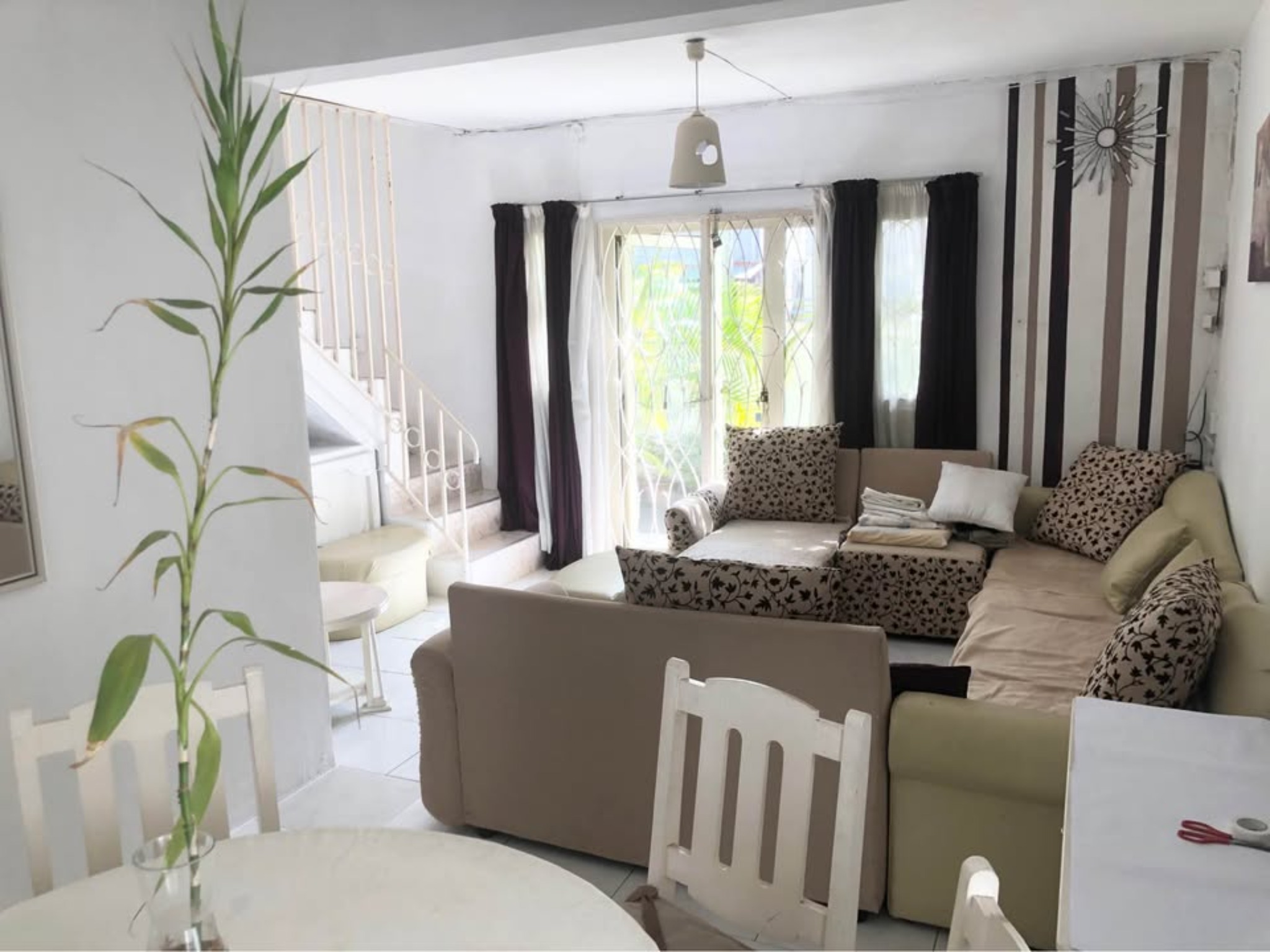 House / Villa of 2 bedrooms for rent in Vacoas, center, Mauritius – LexpressProperty.com | 830809 | Ref01