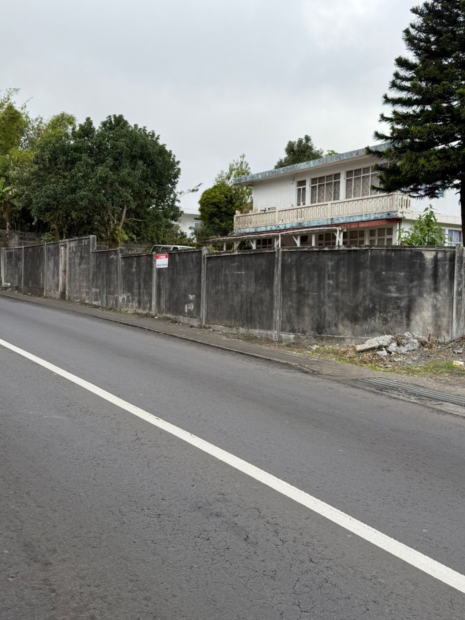 Complexe / Bâtiment résidentiel 6 Chambre(s) en vente à Curepipe, centre, île Maurice – LexpressProperty.com | 831081 | Ref01