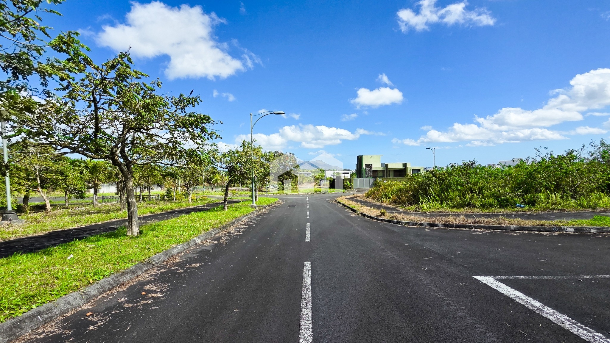 Terrain résidentiel de 472.5 m2 en vente à Côte d'Or, centre, île Maurice – LexpressProperty.com | 832262 | Ref01